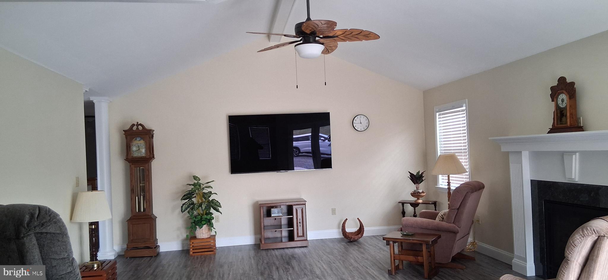 BEDFORD - Residential