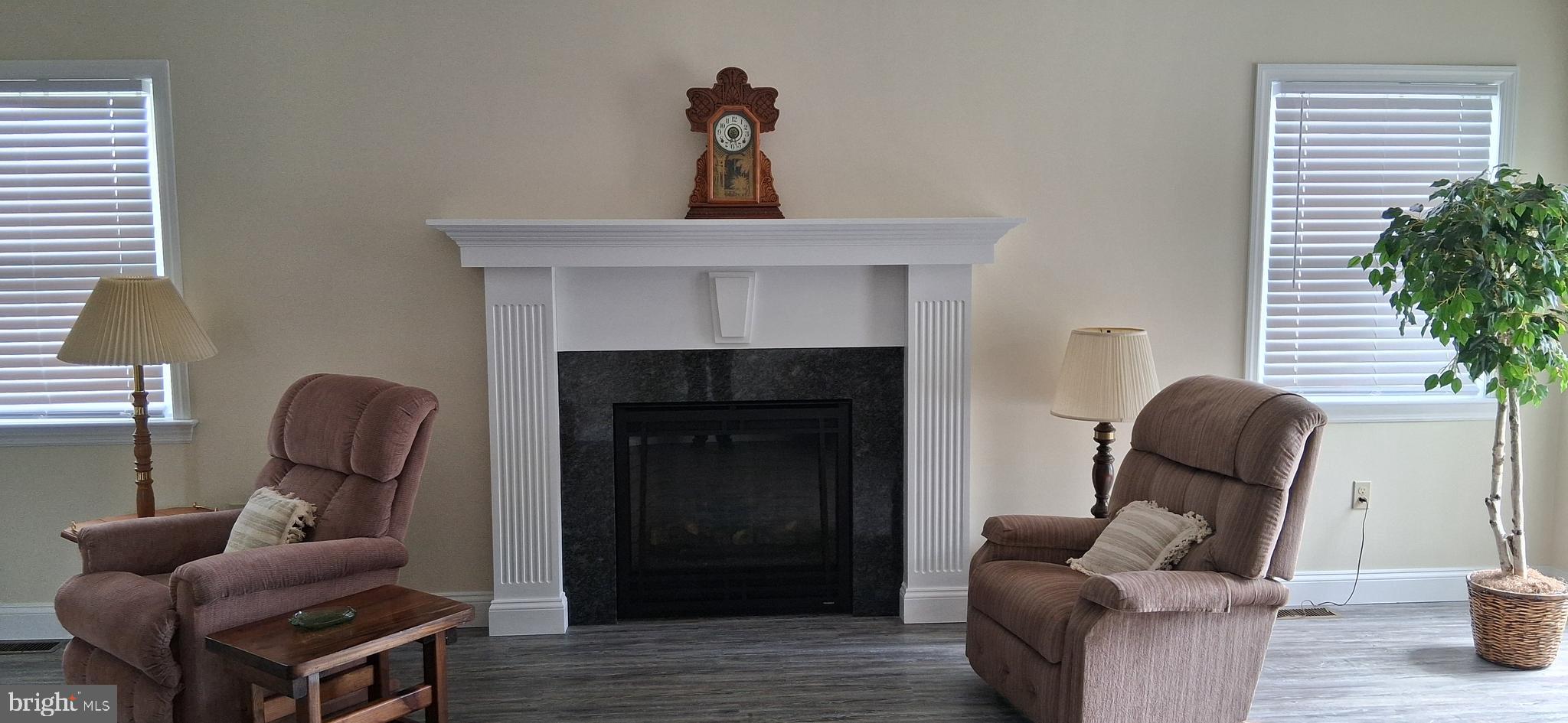 BEDFORD - Residential