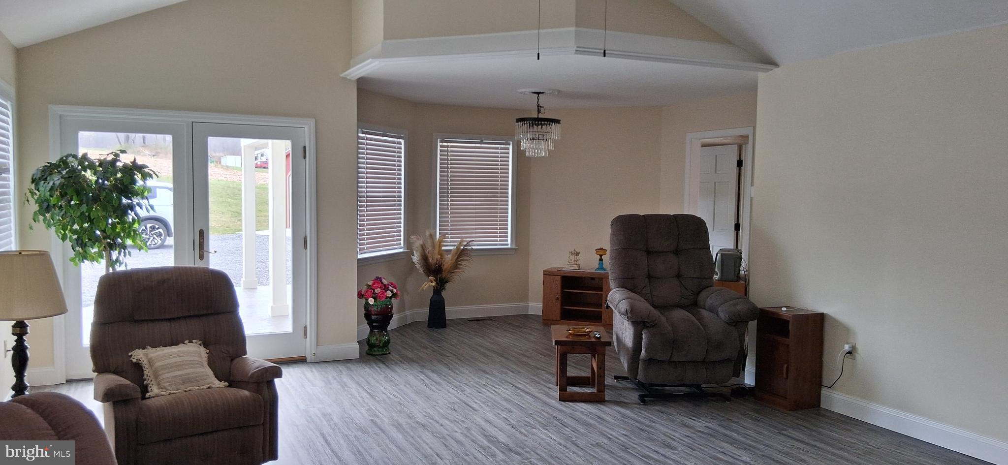 BEDFORD - Residential