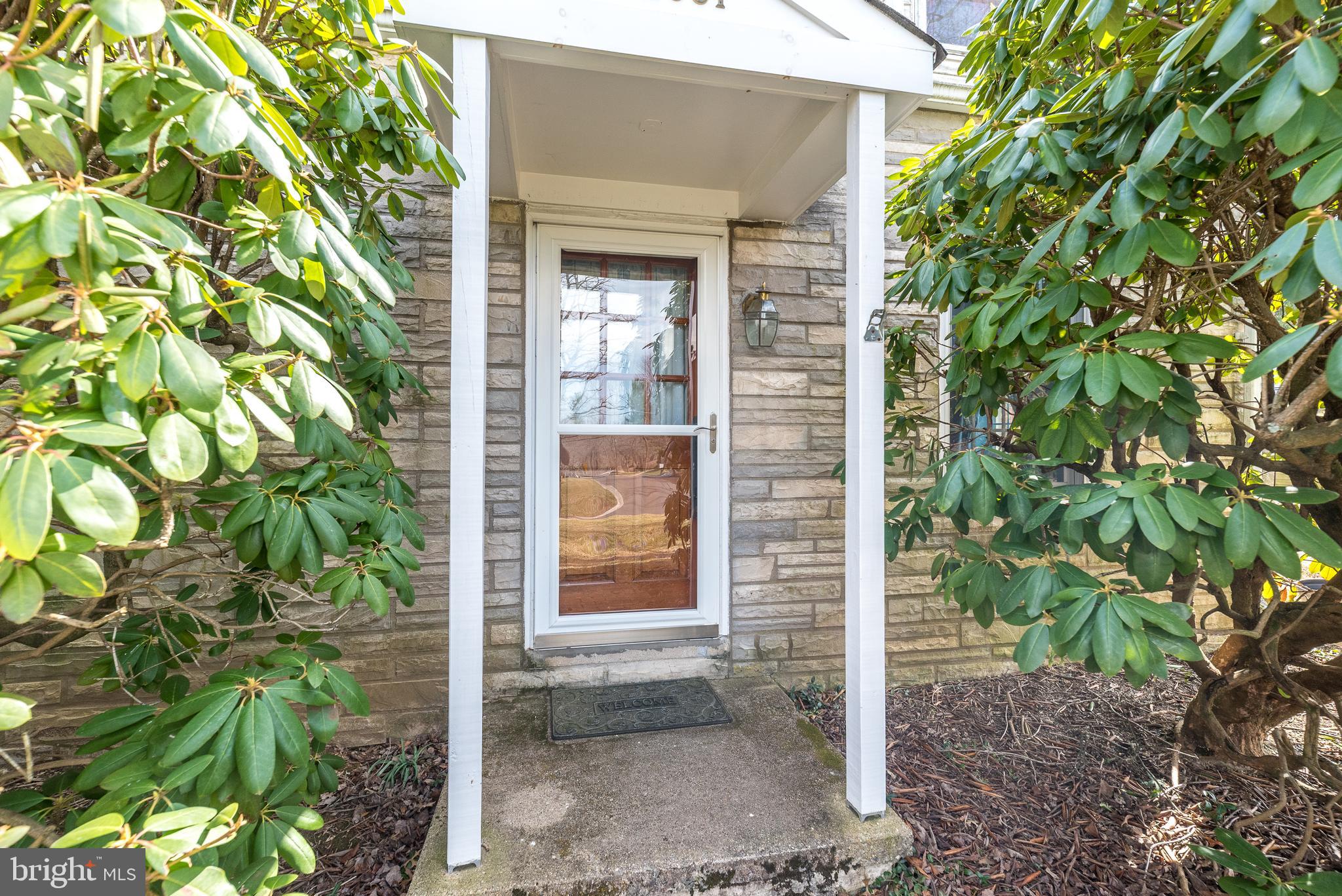 PEBBLE HILL - Residential