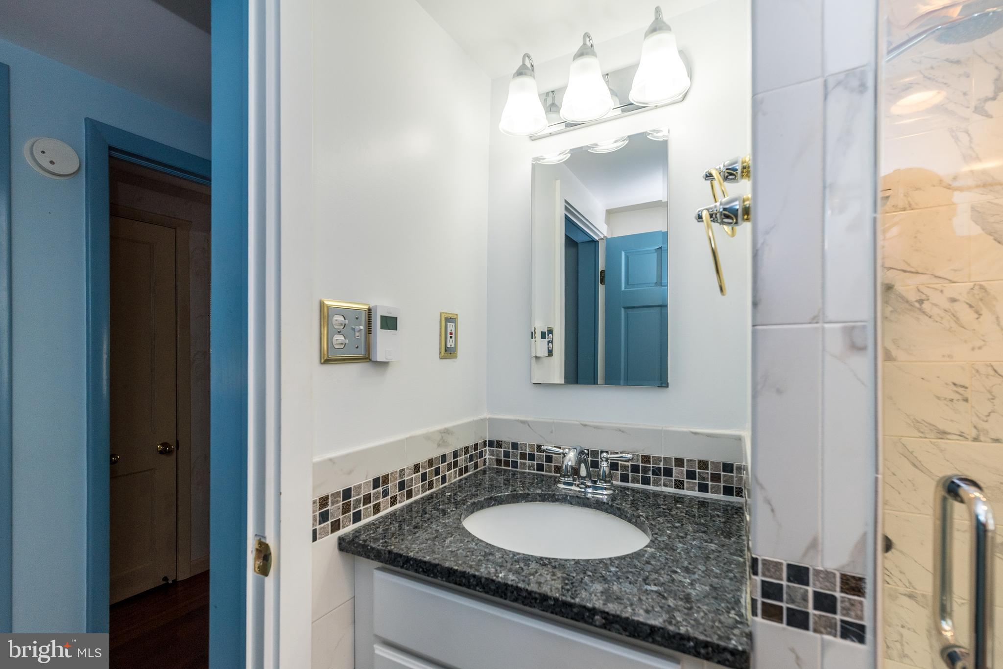 PEBBLE HILL - Residential