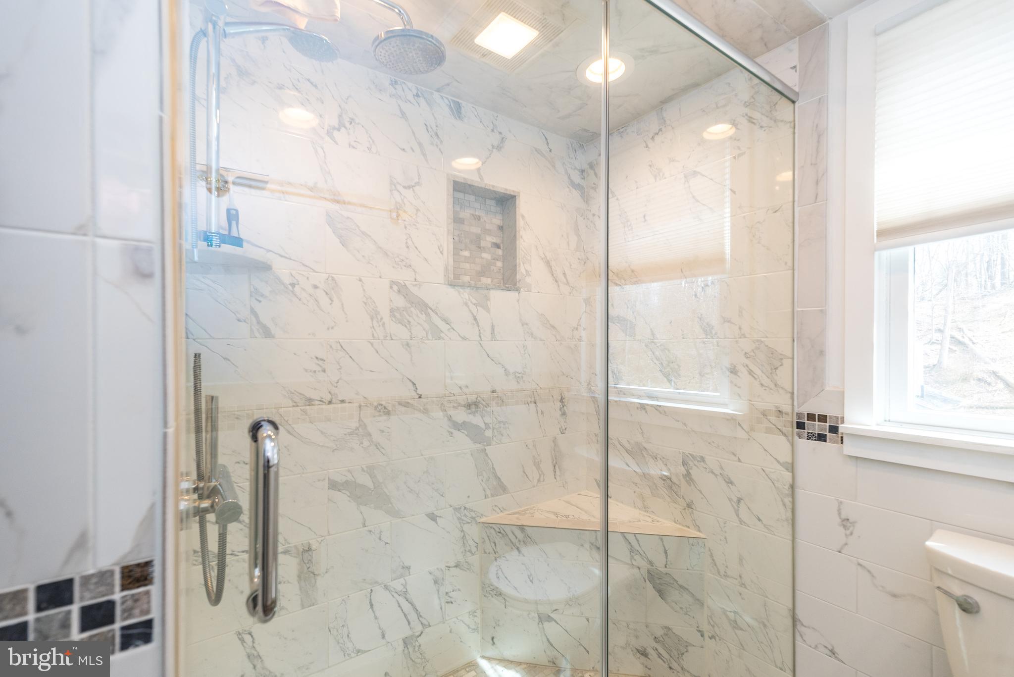 PEBBLE HILL - Residential