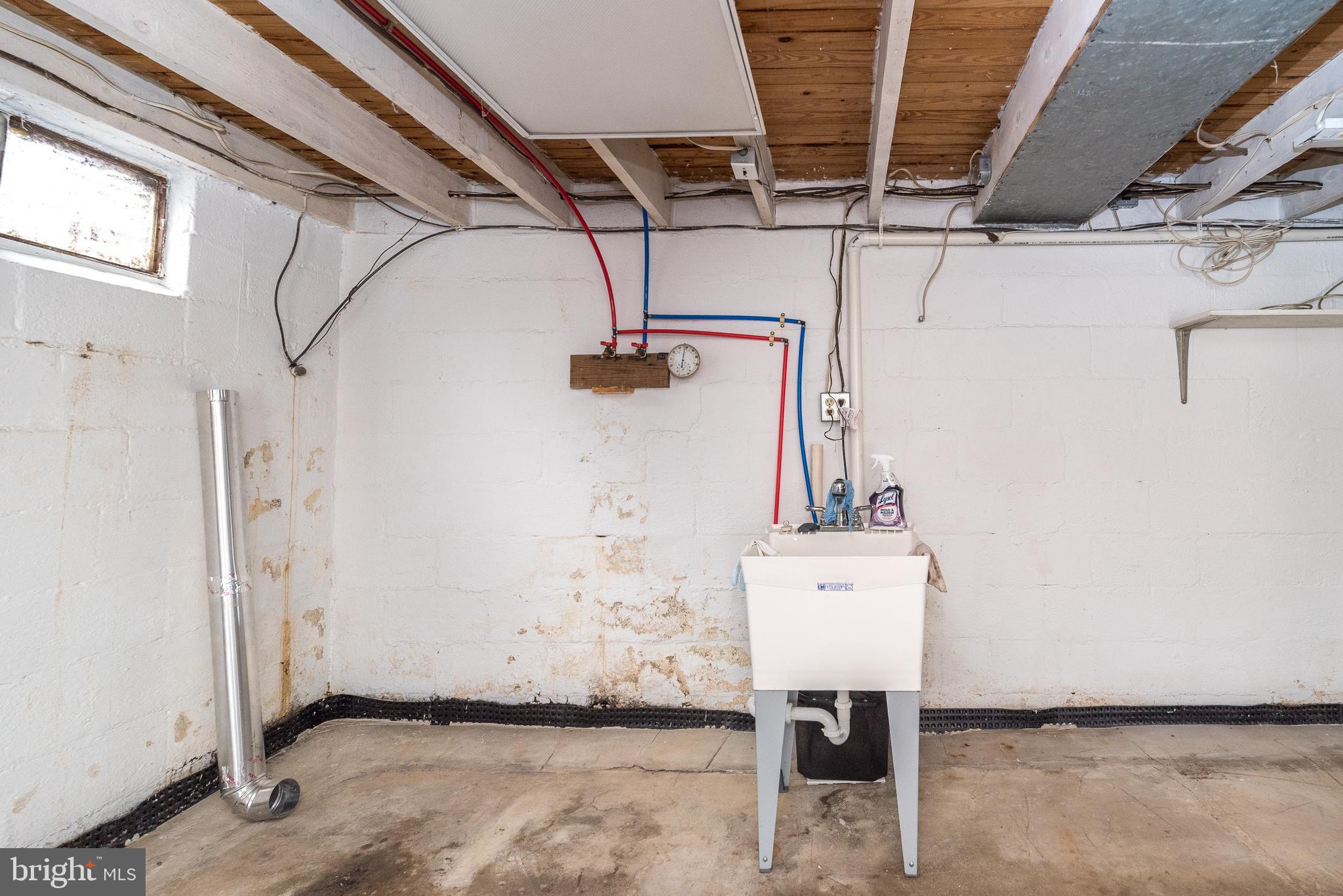 PEBBLE HILL - Residential