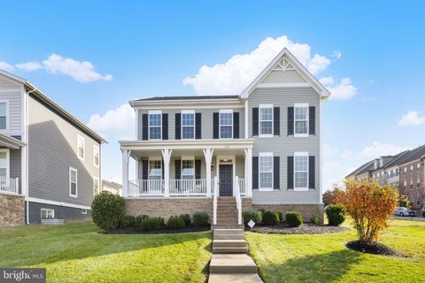 220 ALMOND DRIVE STAFFORD VA 22554