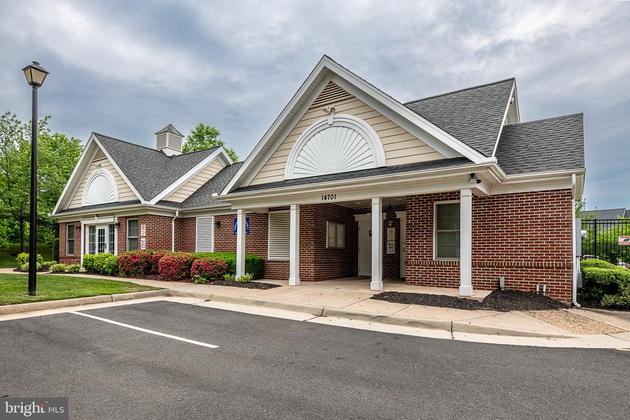 SOMERSET - Residential