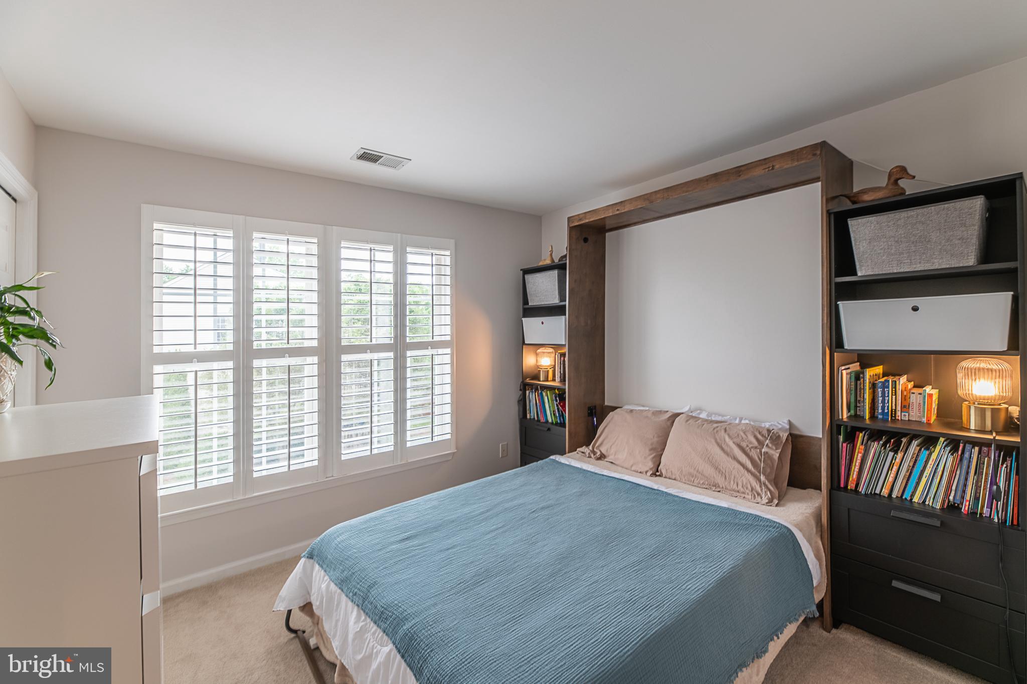 SOMERSET - Residential