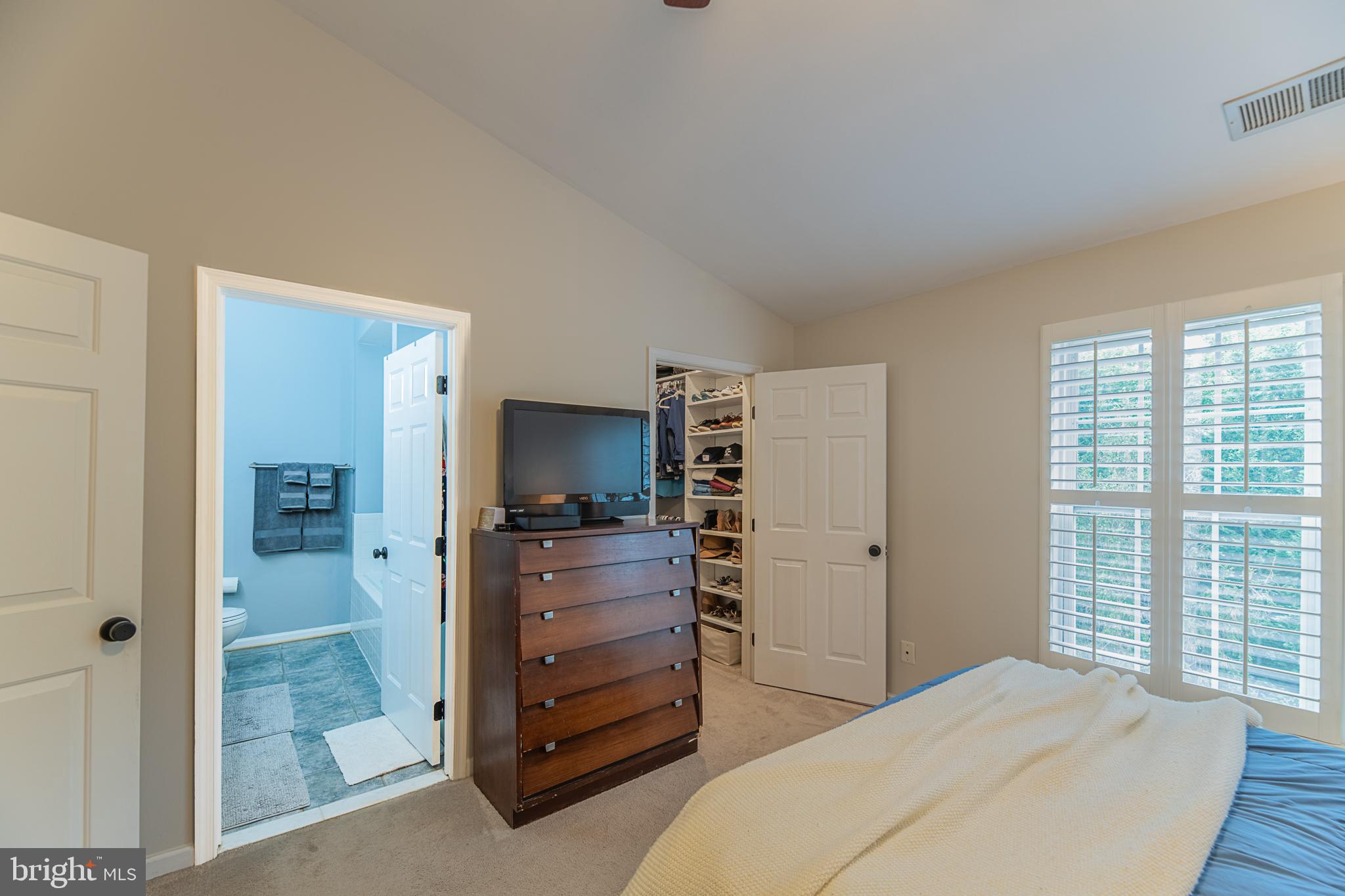 SOMERSET - Residential