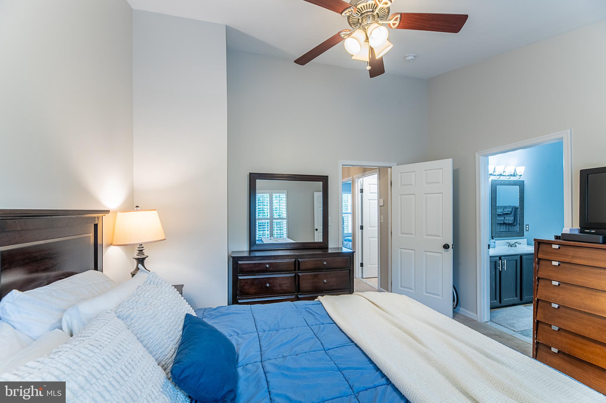 SOMERSET - Residential