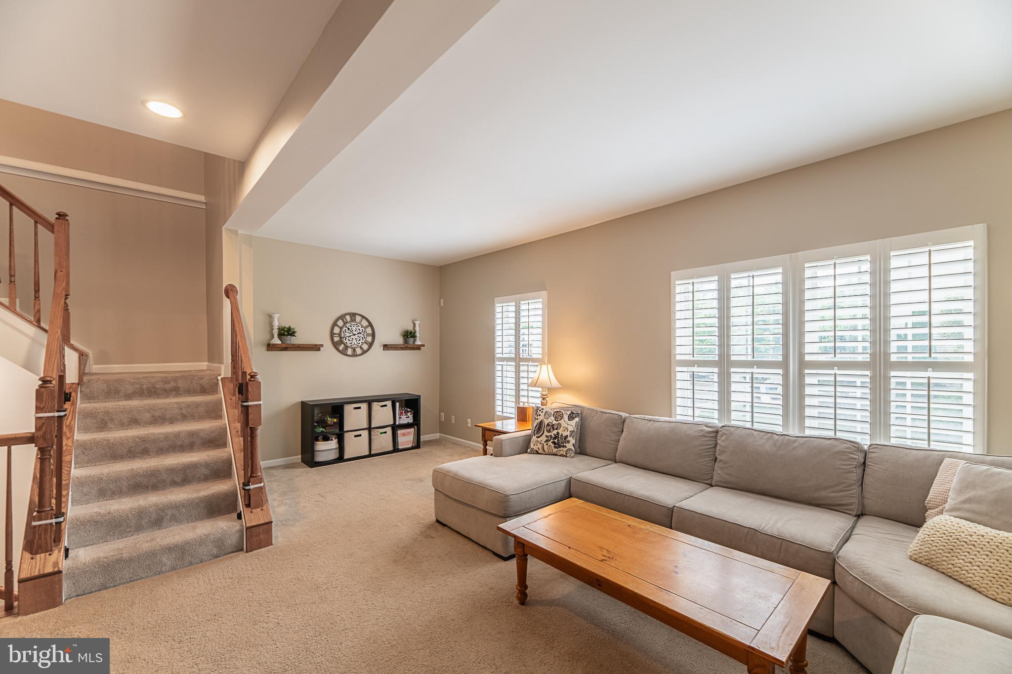 SOMERSET - Residential