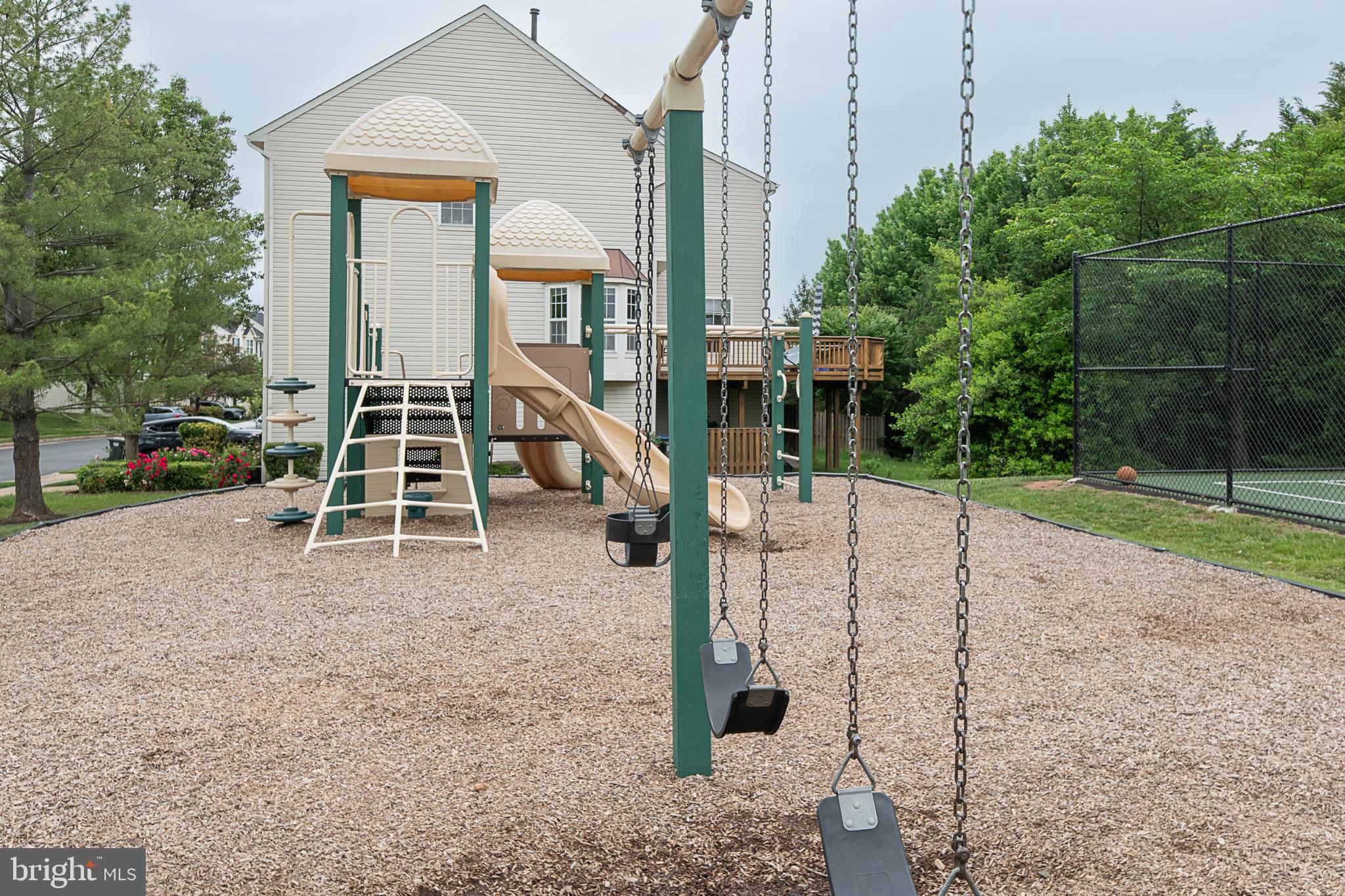 SOMERSET - Residential