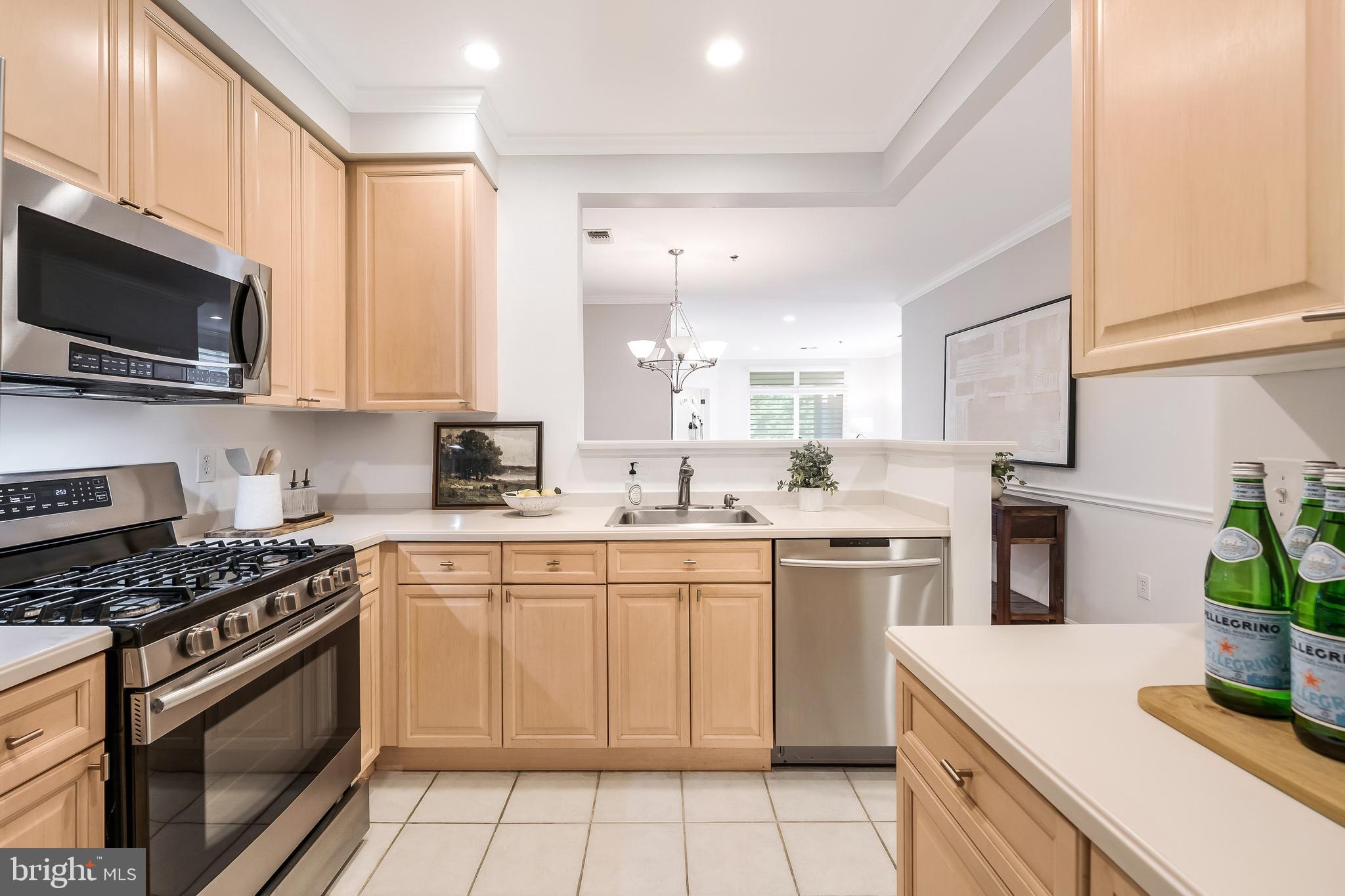 STRATFORD CONDOMINIUMS - Residential