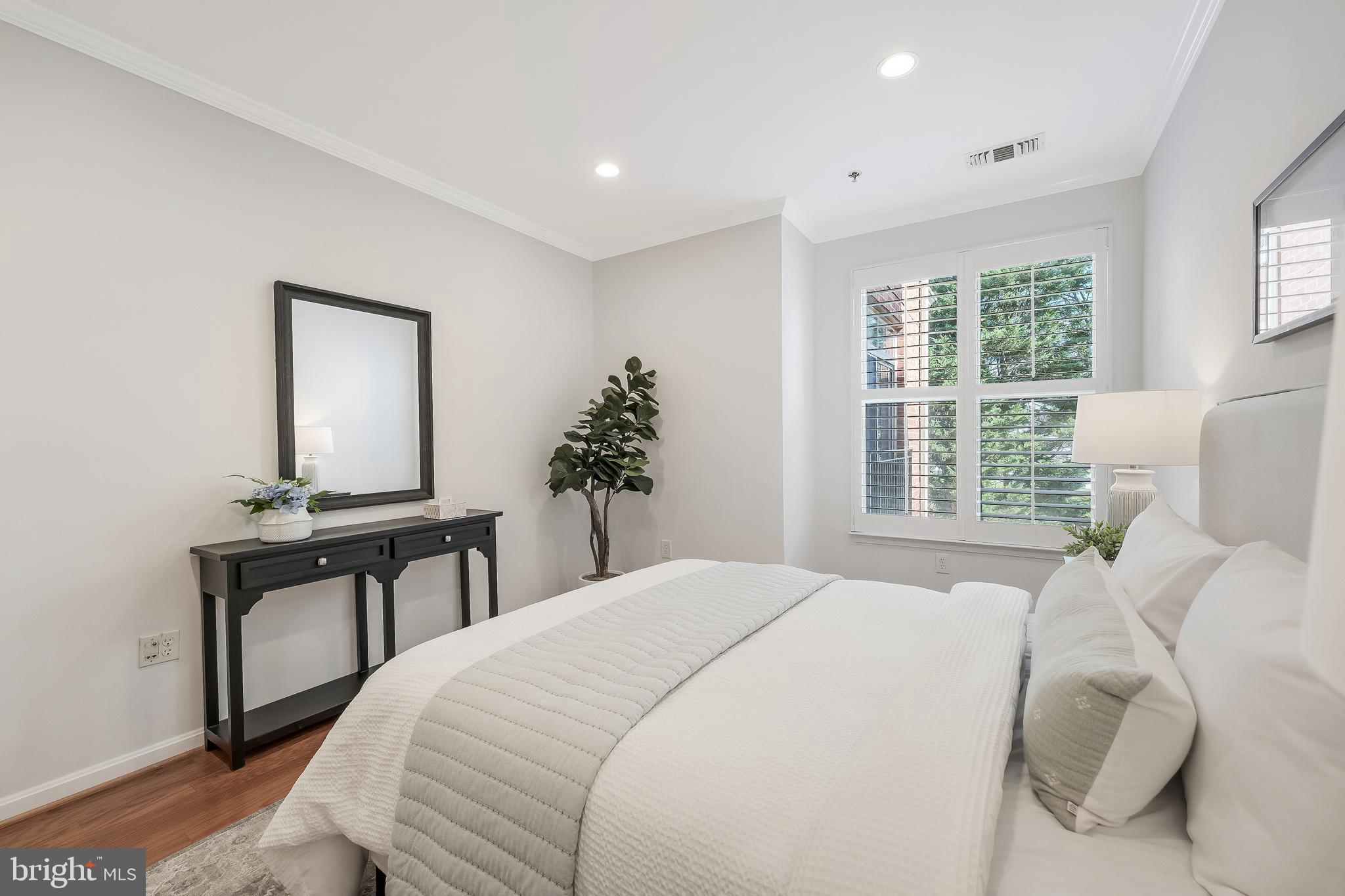 STRATFORD CONDOMINIUMS - Residential