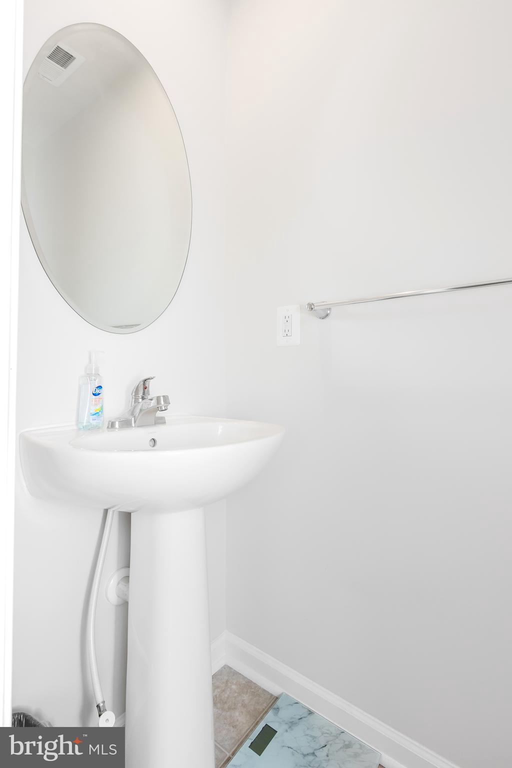 THE LAKES AT MARTINSBURG - Residential