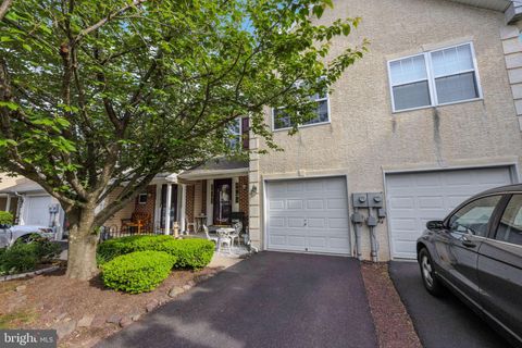 1046 BALLEY DRIVE PHOENIXVILLE PA 19460