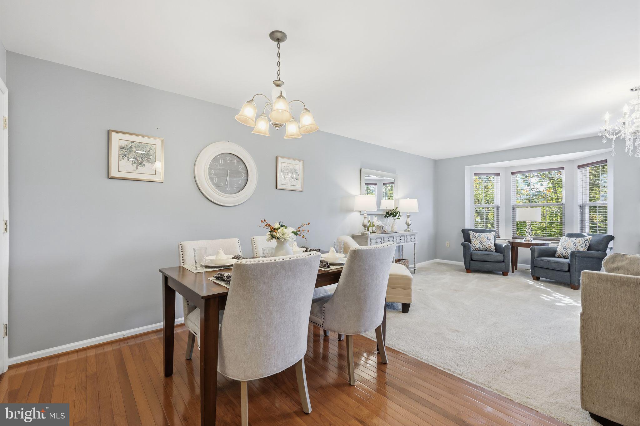 COURT AT THE LEDGES - Residential