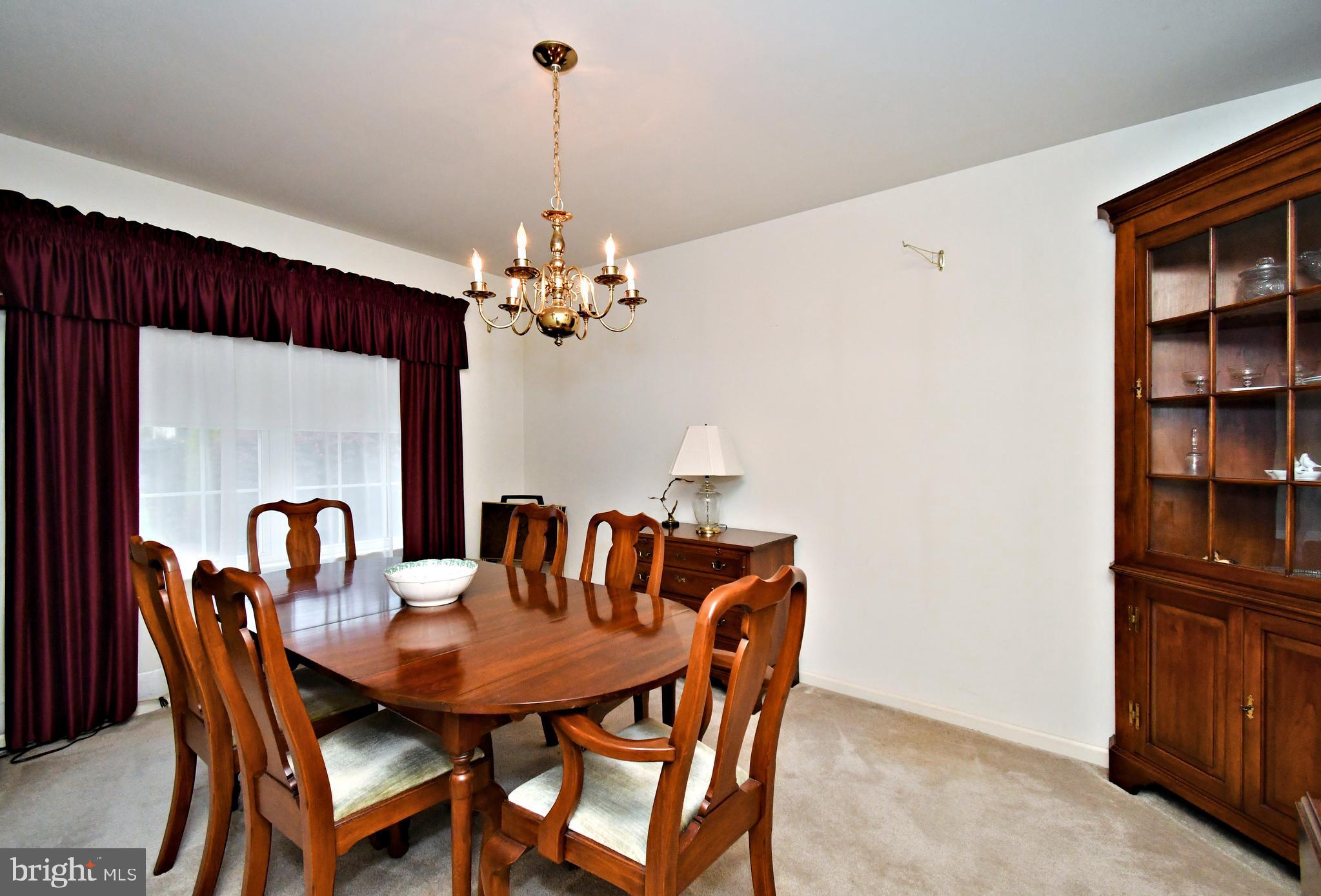 STRAWBERRY FIELDS - Residential