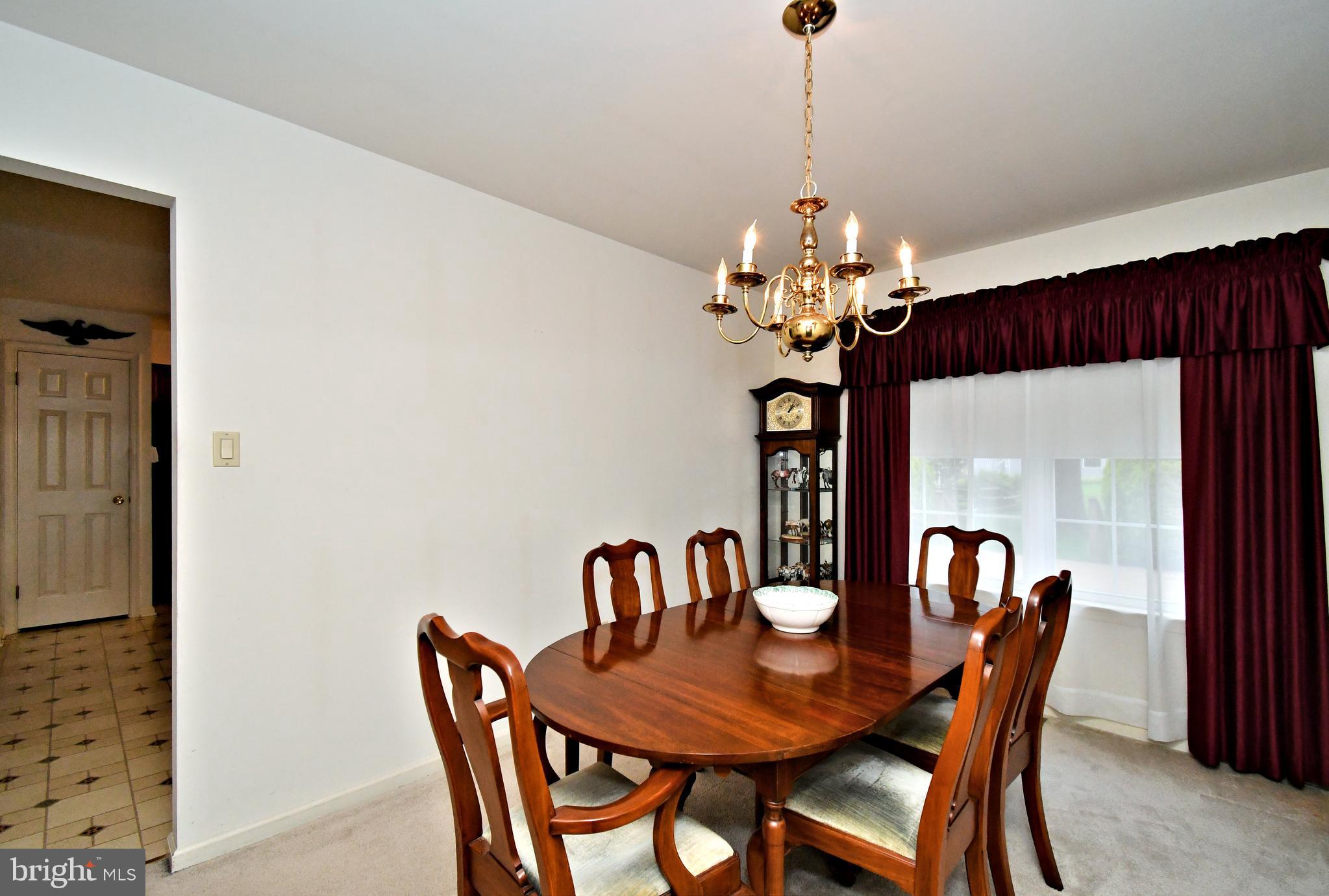 STRAWBERRY FIELDS - Residential