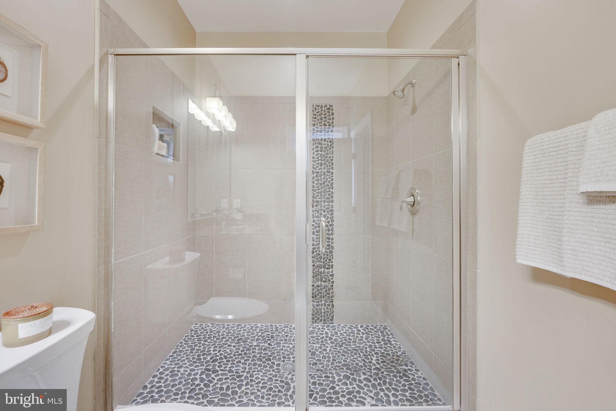 ACREDALE - Residential