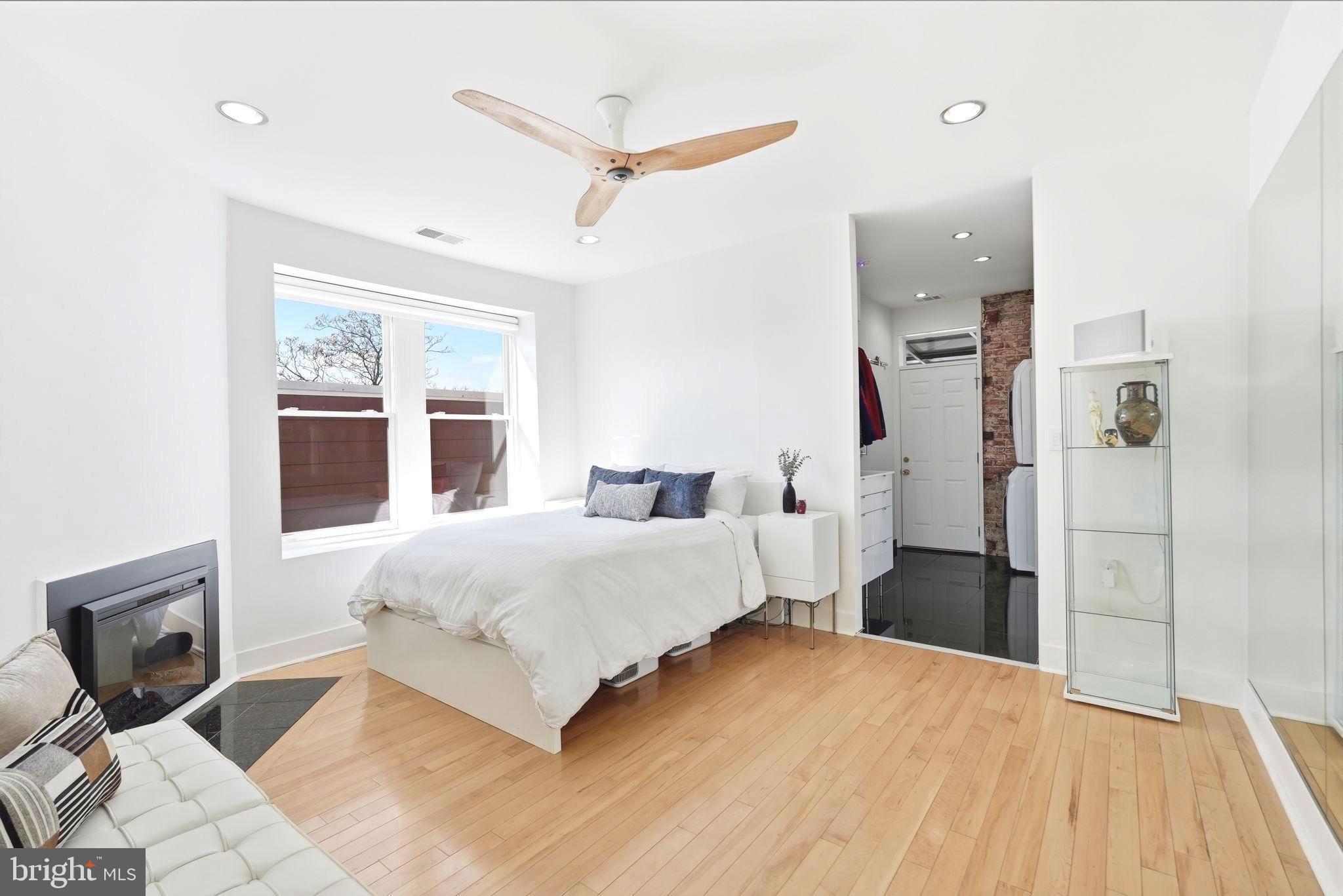 OLD CITY #2 - Residential