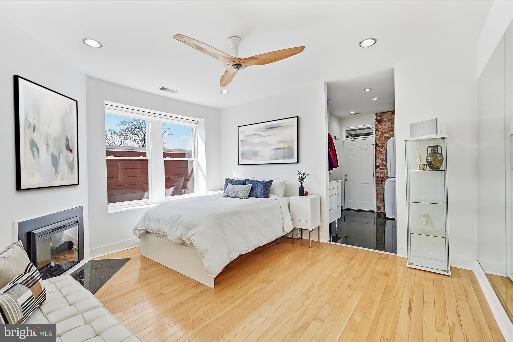 OLD CITY #2 - Residential