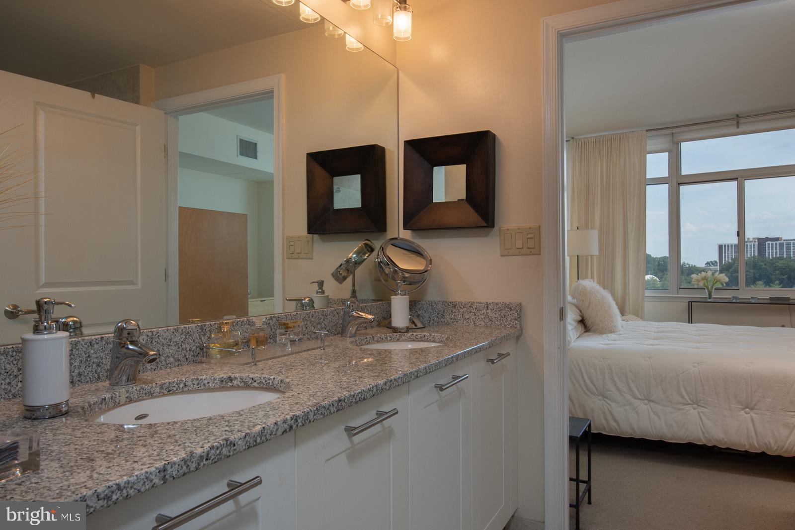 MIDTOWN BETHESDA NORTH - Residential