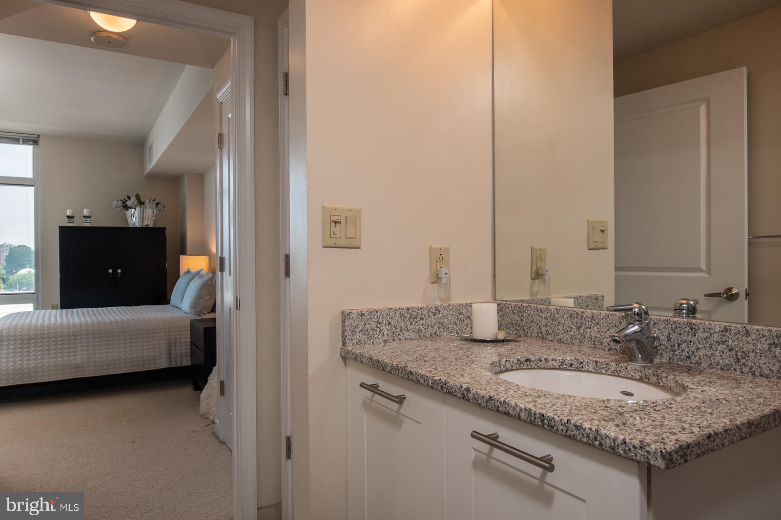 MIDTOWN BETHESDA NORTH - Residential