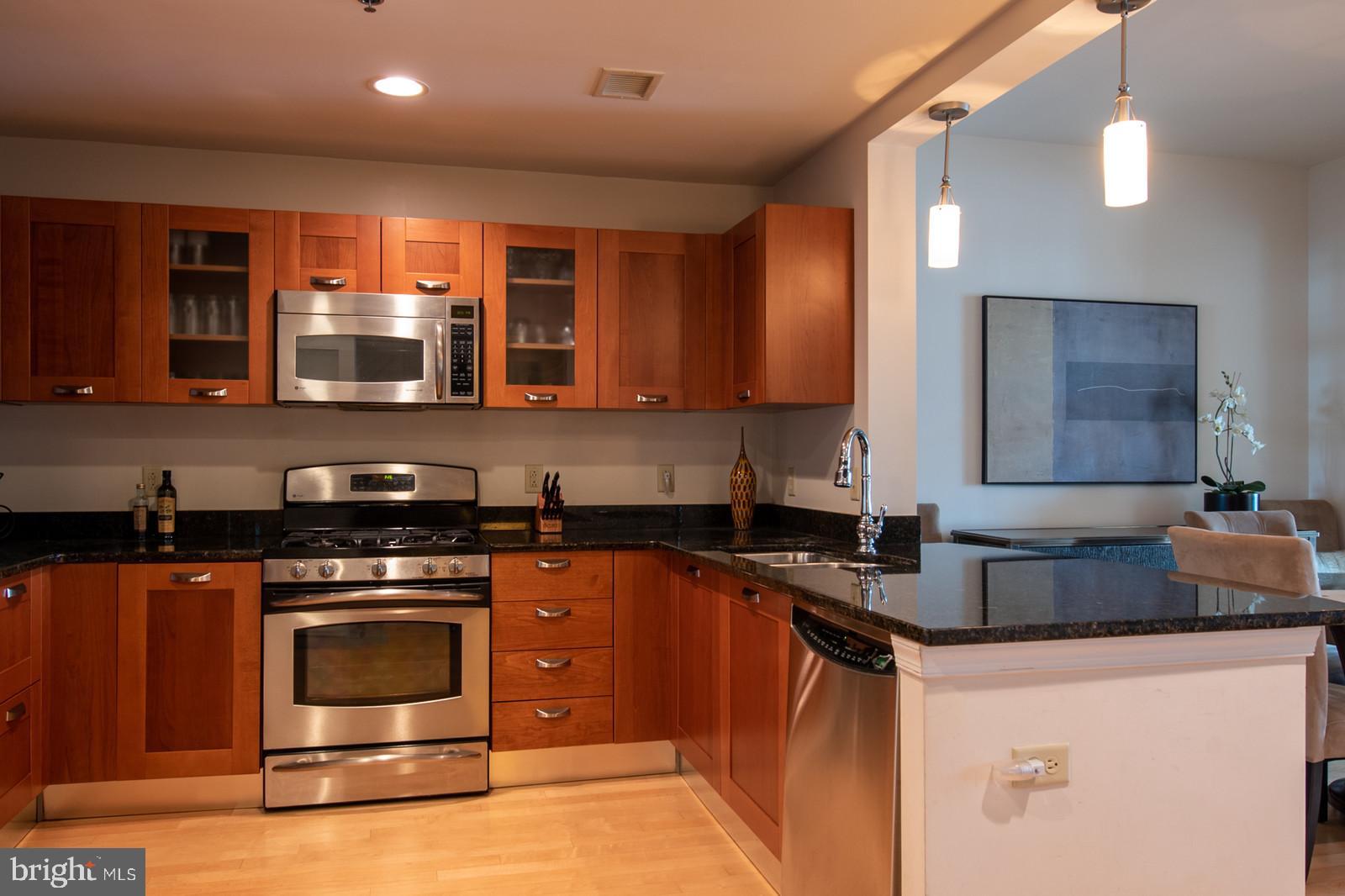 MIDTOWN BETHESDA NORTH - Residential