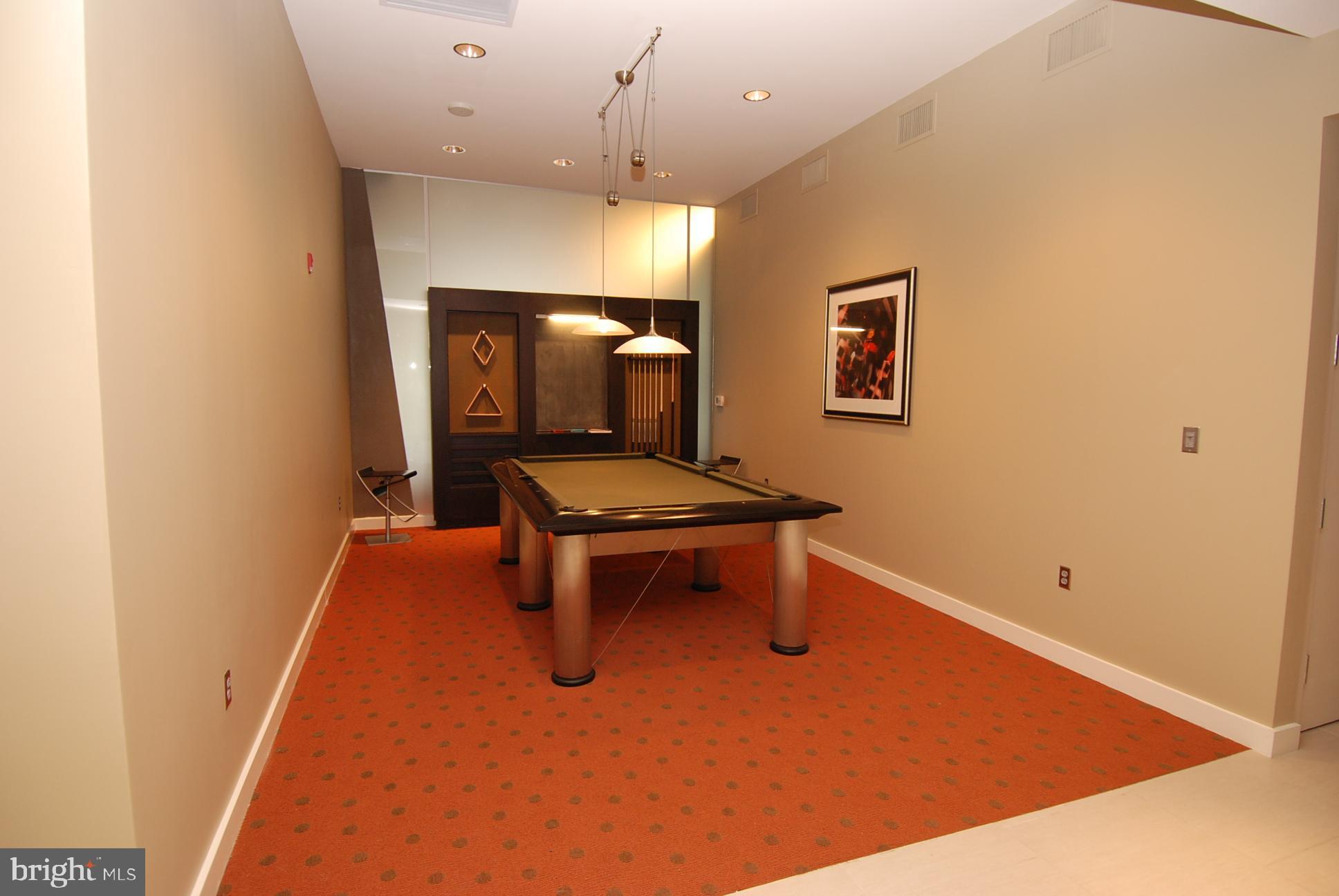 MIDTOWN BETHESDA NORTH - Residential