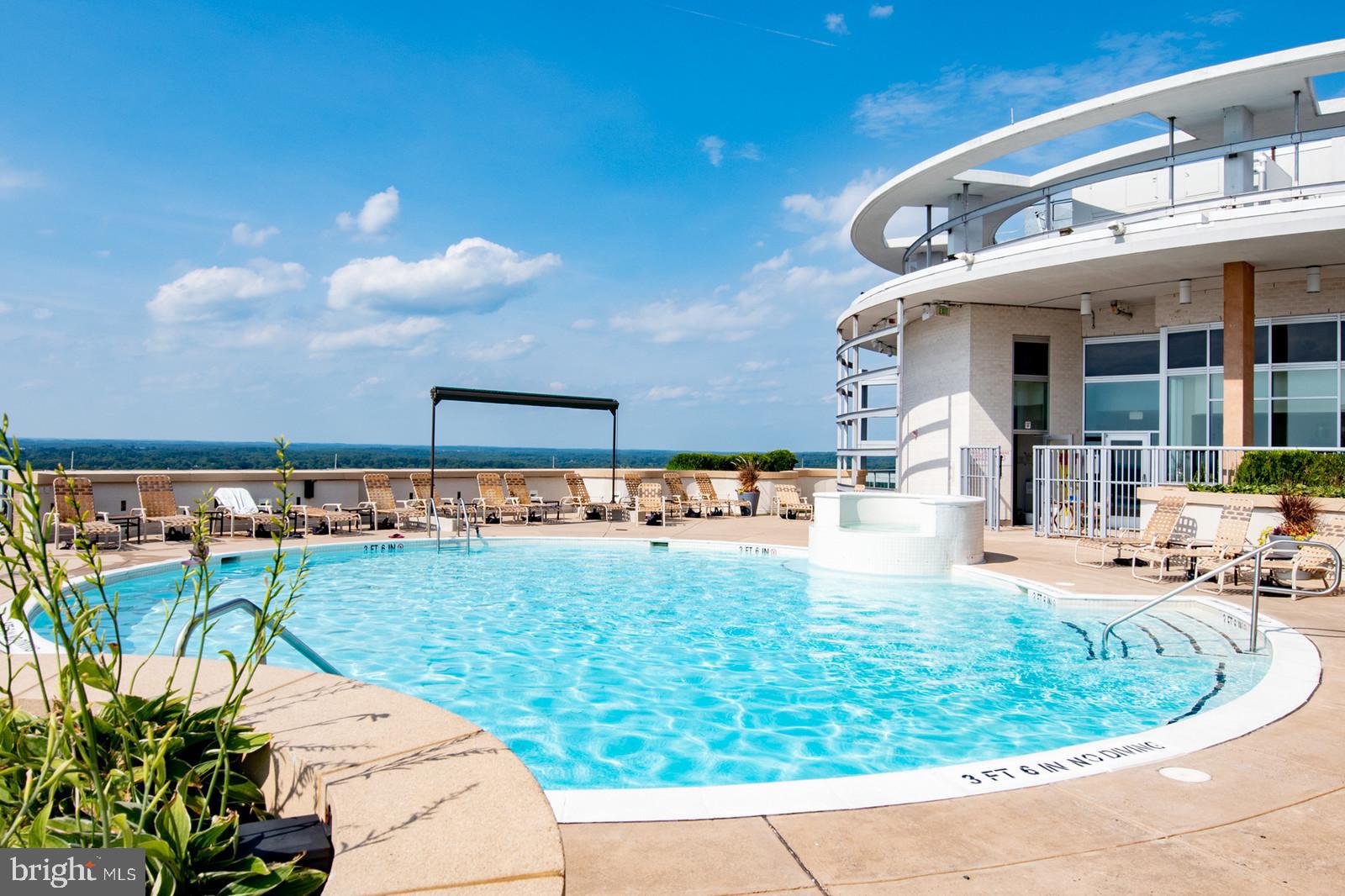 MIDTOWN BETHESDA NORTH - Residential