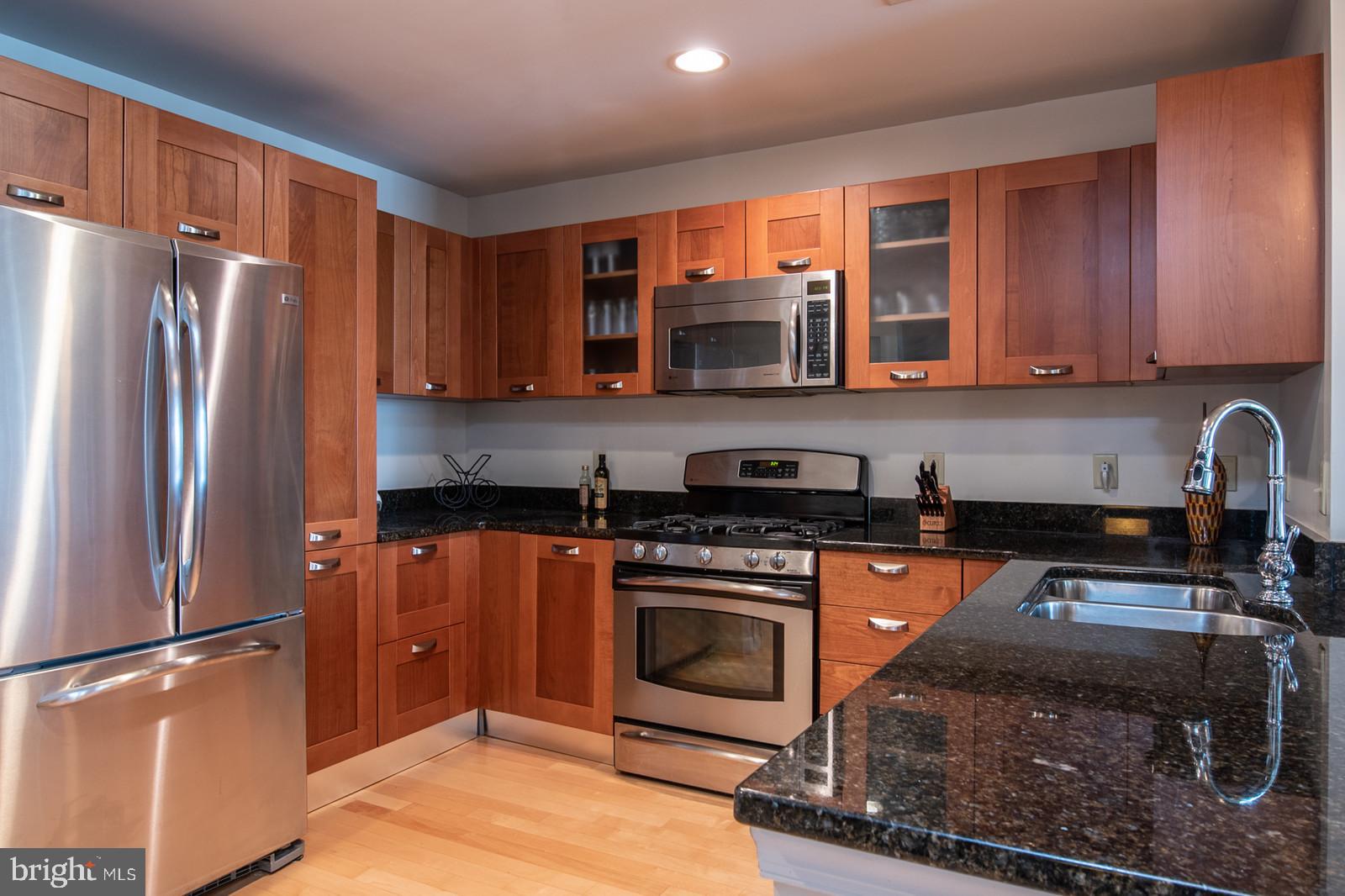 MIDTOWN BETHESDA NORTH - Residential