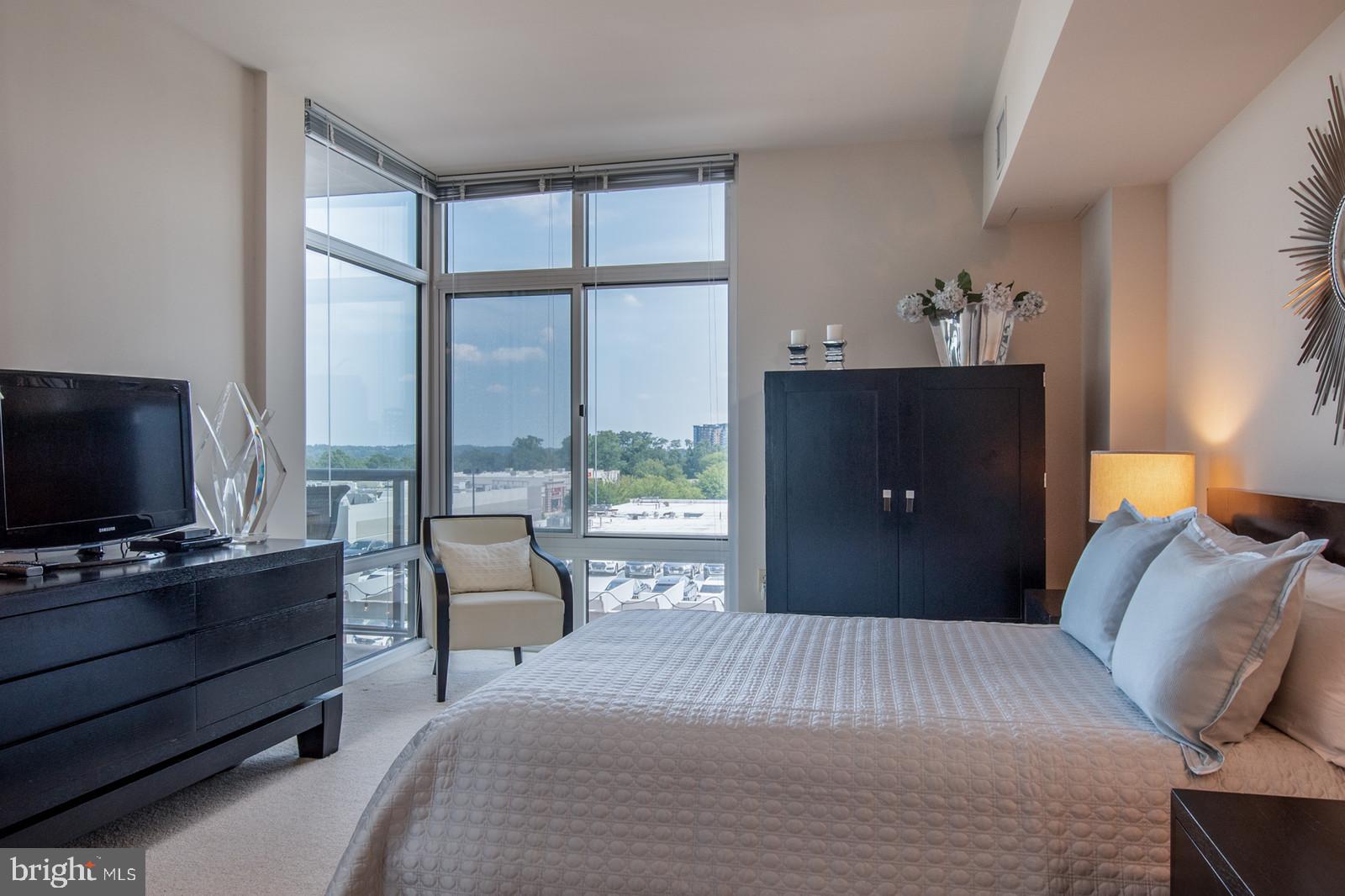 MIDTOWN BETHESDA NORTH - Residential