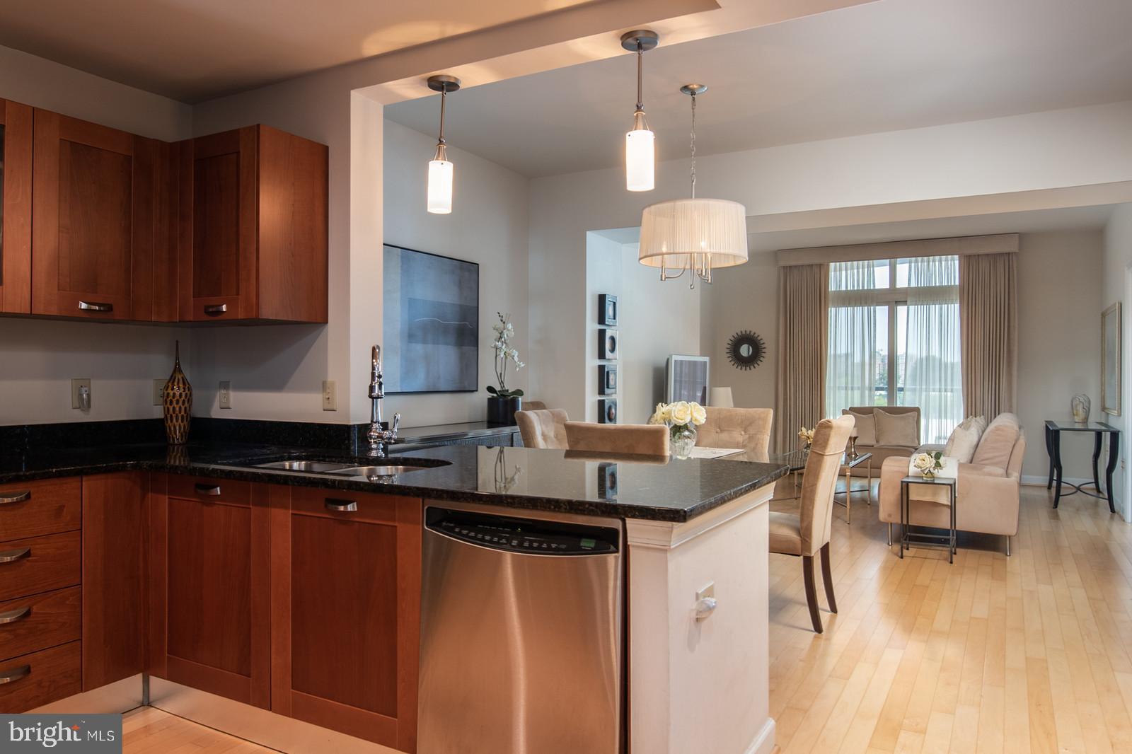 MIDTOWN BETHESDA NORTH - Residential