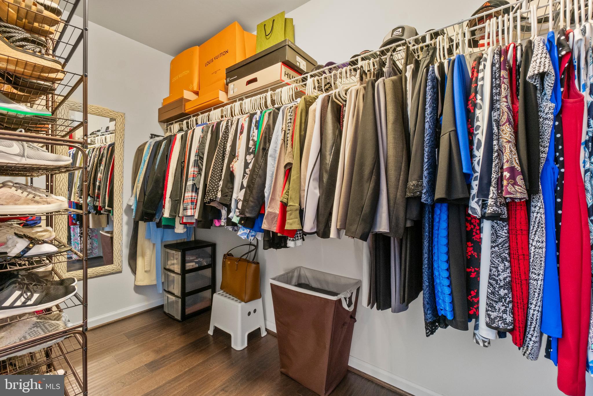 MAGNESS MILL - Residential