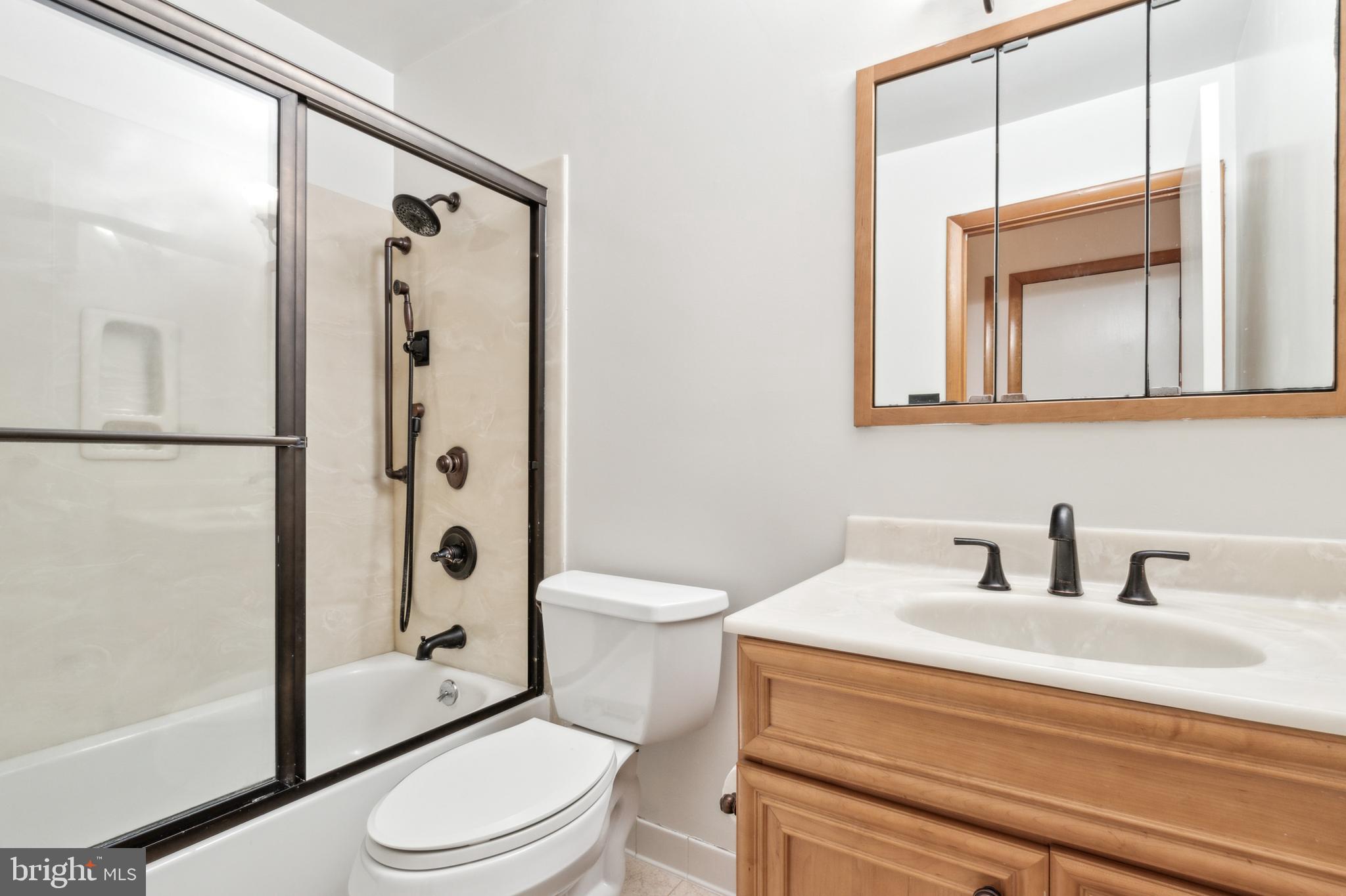 GLENSIDE PARK - Residential