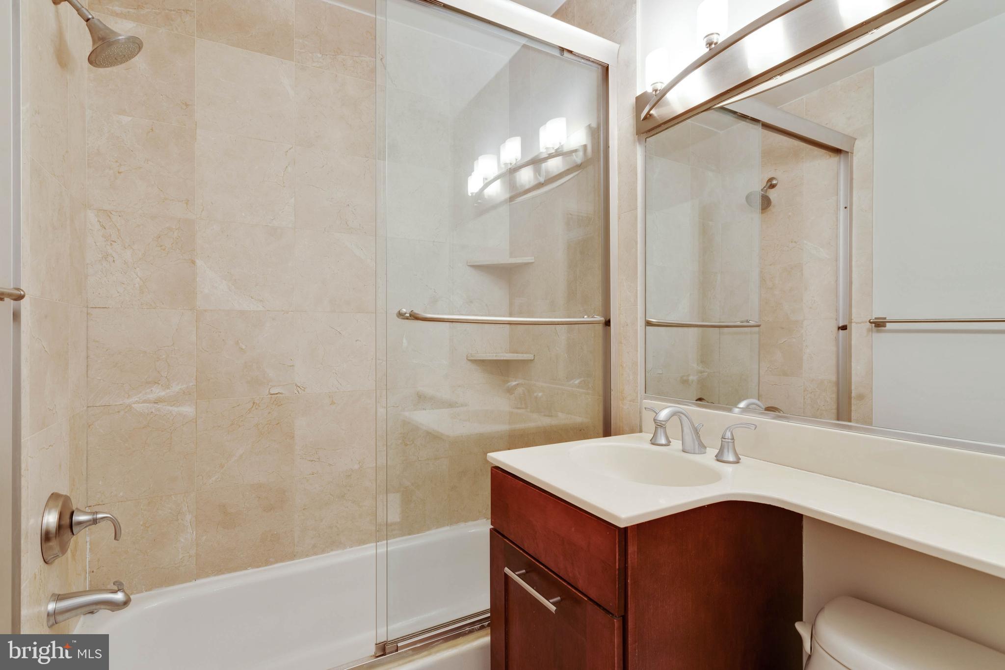 LONDON TERRACE - Residential Lease