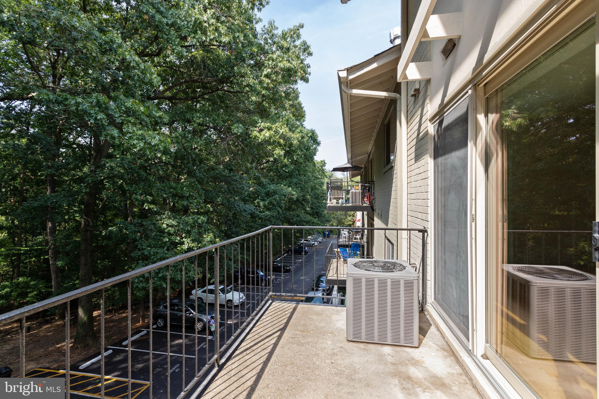 LONDON TERRACE - Residential Lease