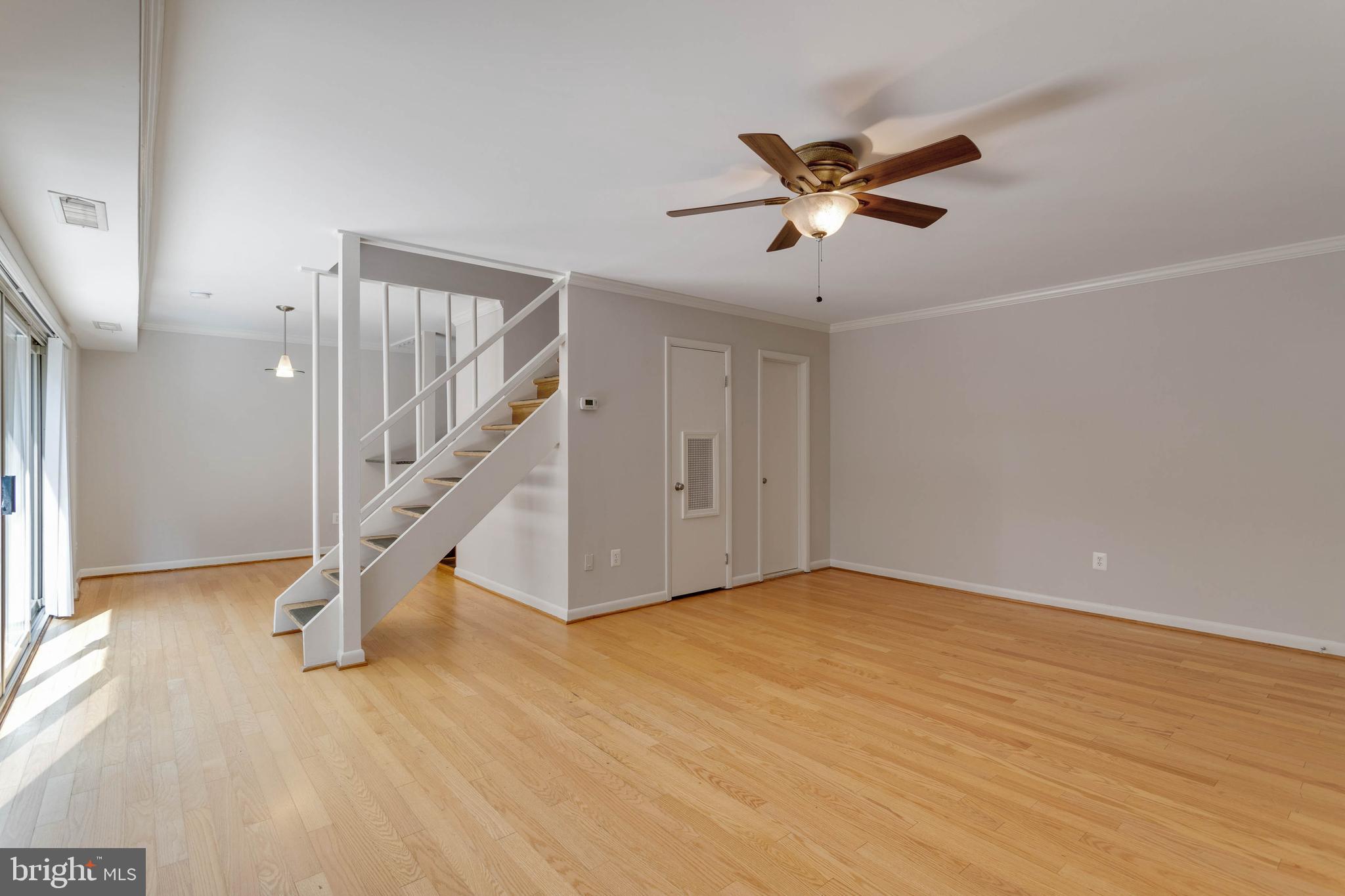 LONDON TERRACE - Residential Lease