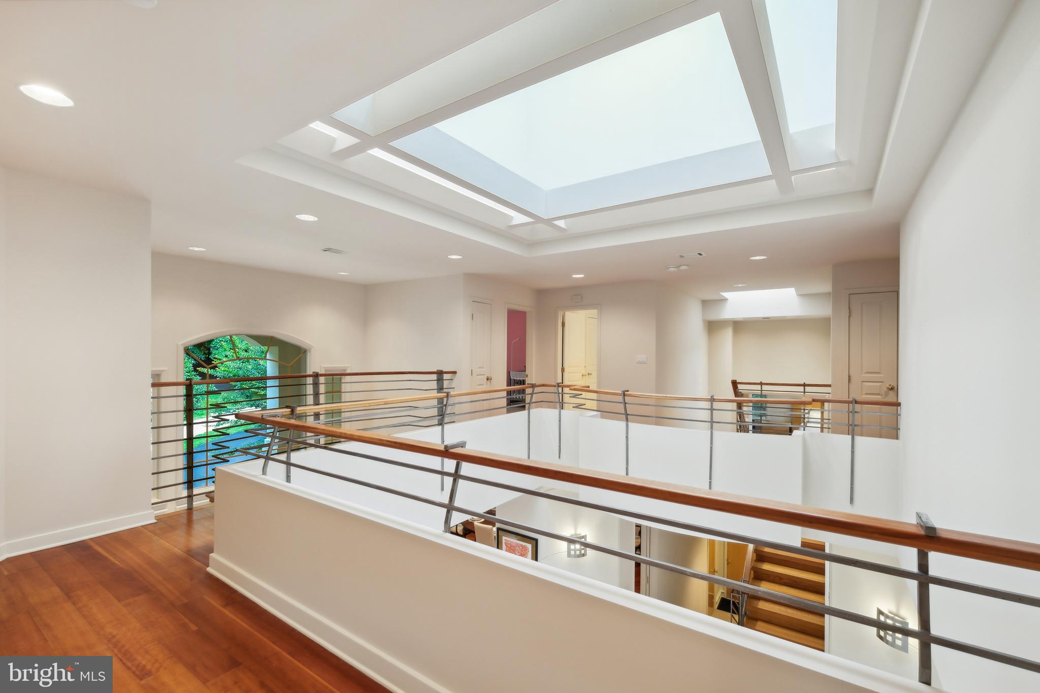 AVENEL - Residential