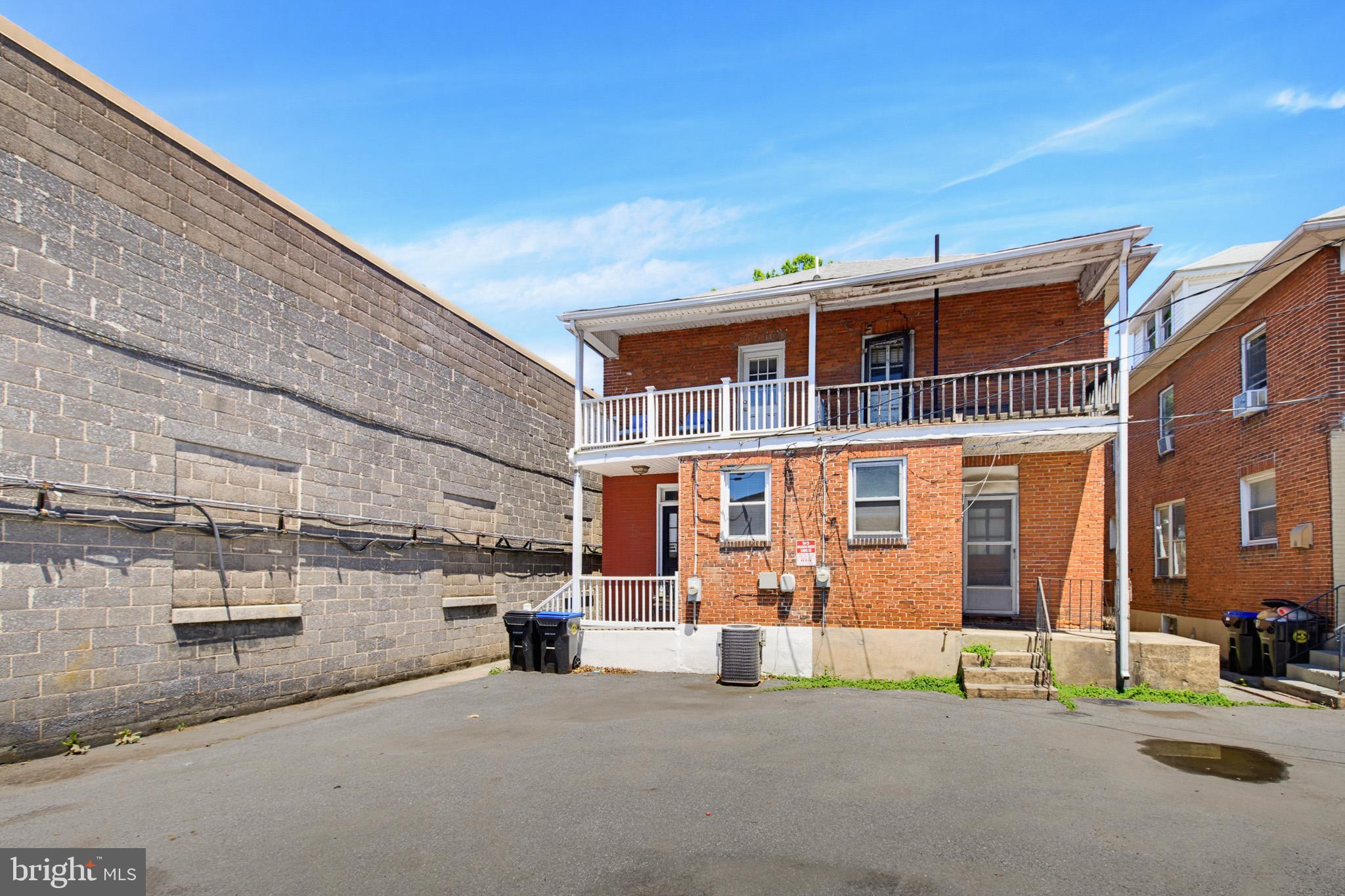 3429 DERRY STREET
