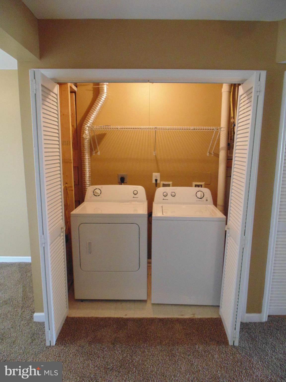 LEE'S RIDGE - Residential Lease