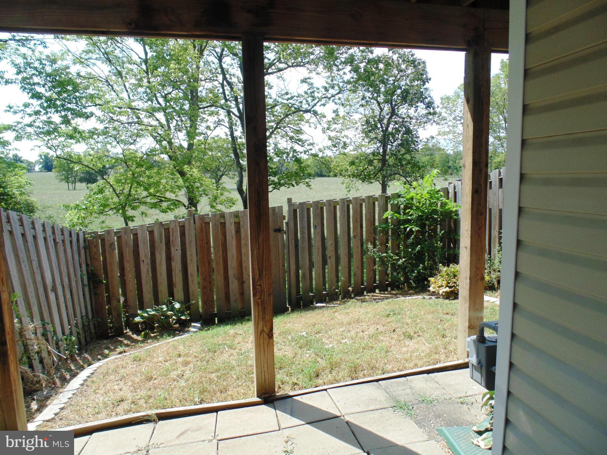 LEE'S RIDGE - Residential Lease