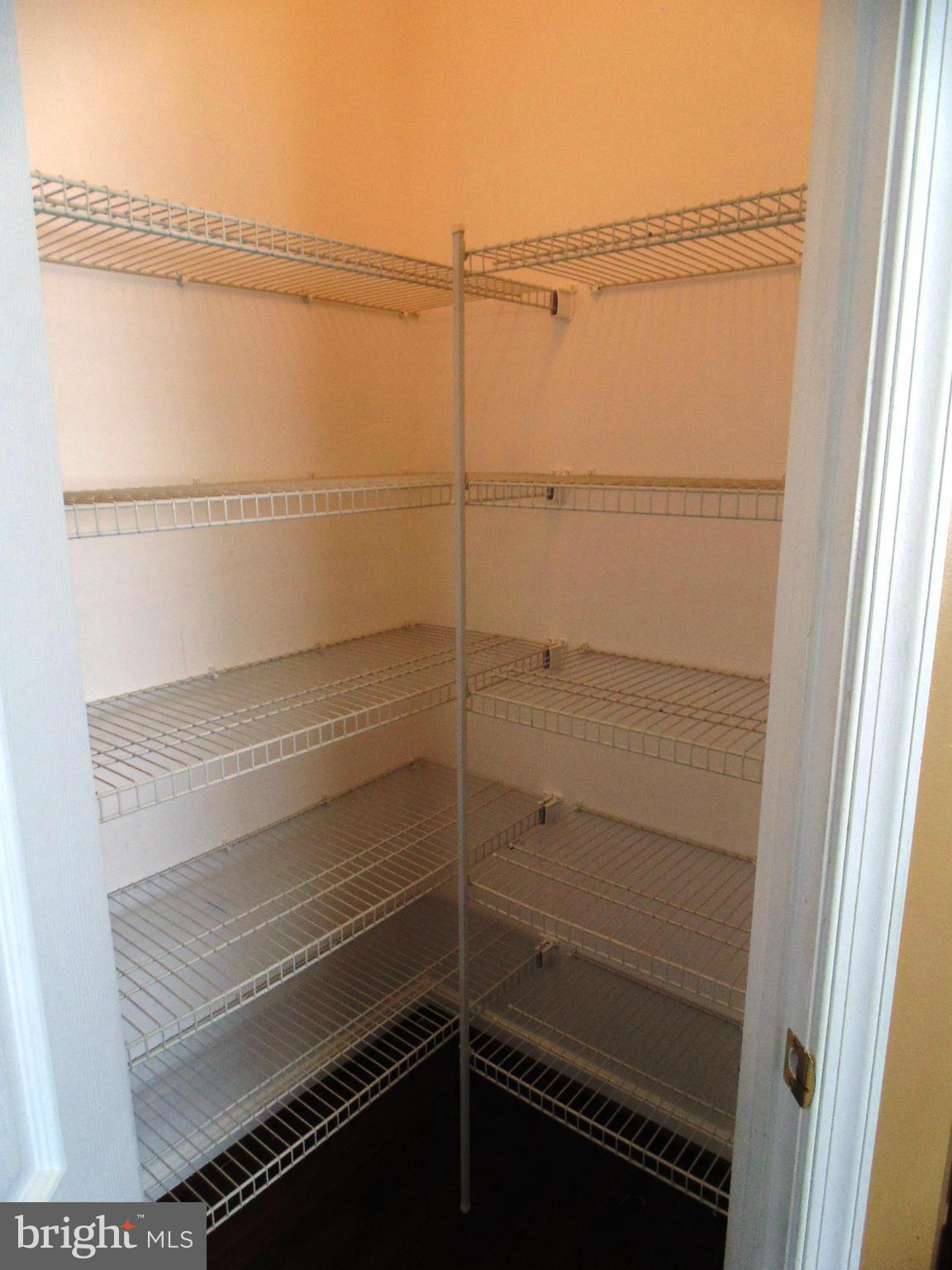 LEE'S RIDGE - Residential Lease