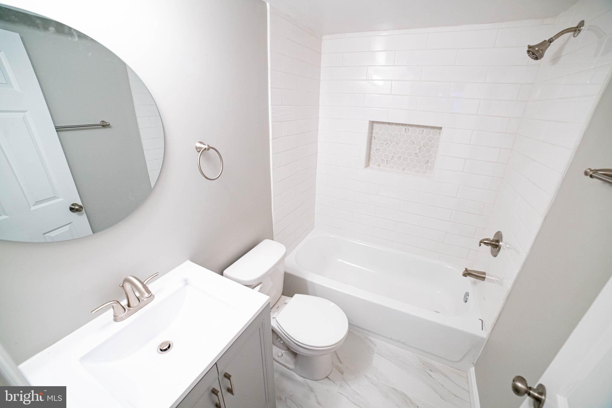 WESTMORELAND FRUIT FARM - Residential