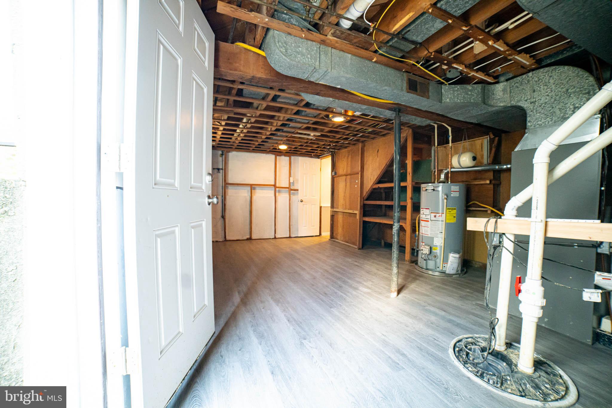 WESTMORELAND FRUIT FARM - Residential