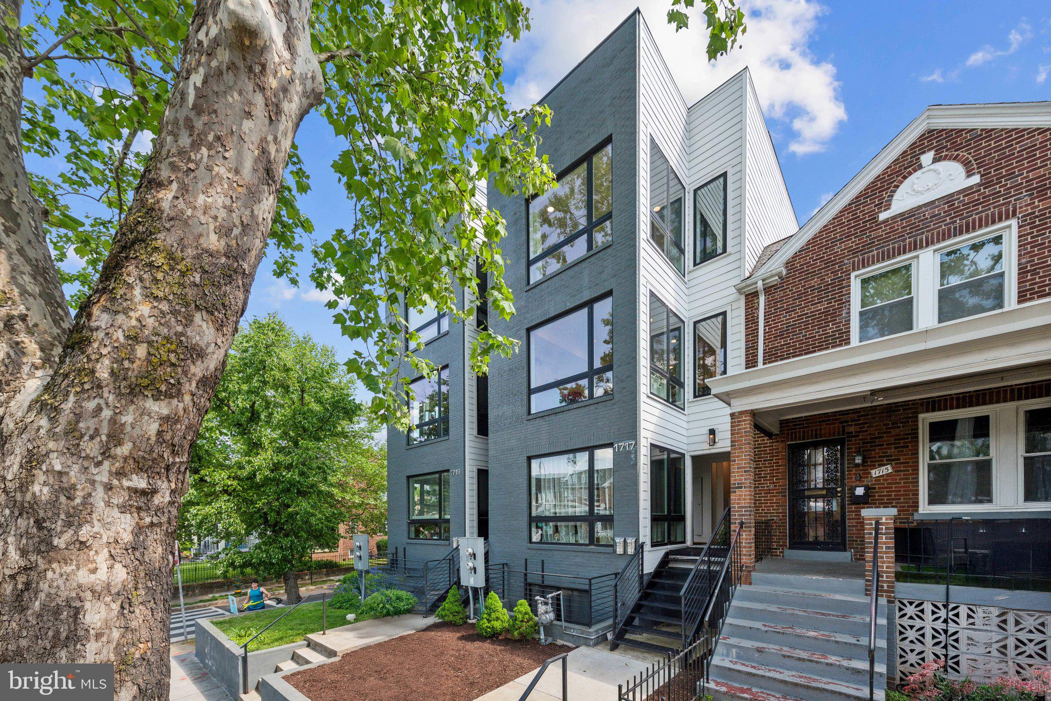 1717 D STREET NE 2