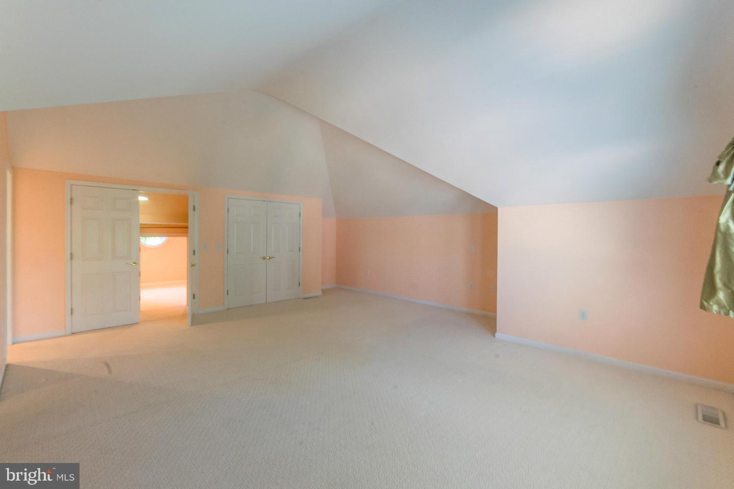 CRESS CREEK - Residential