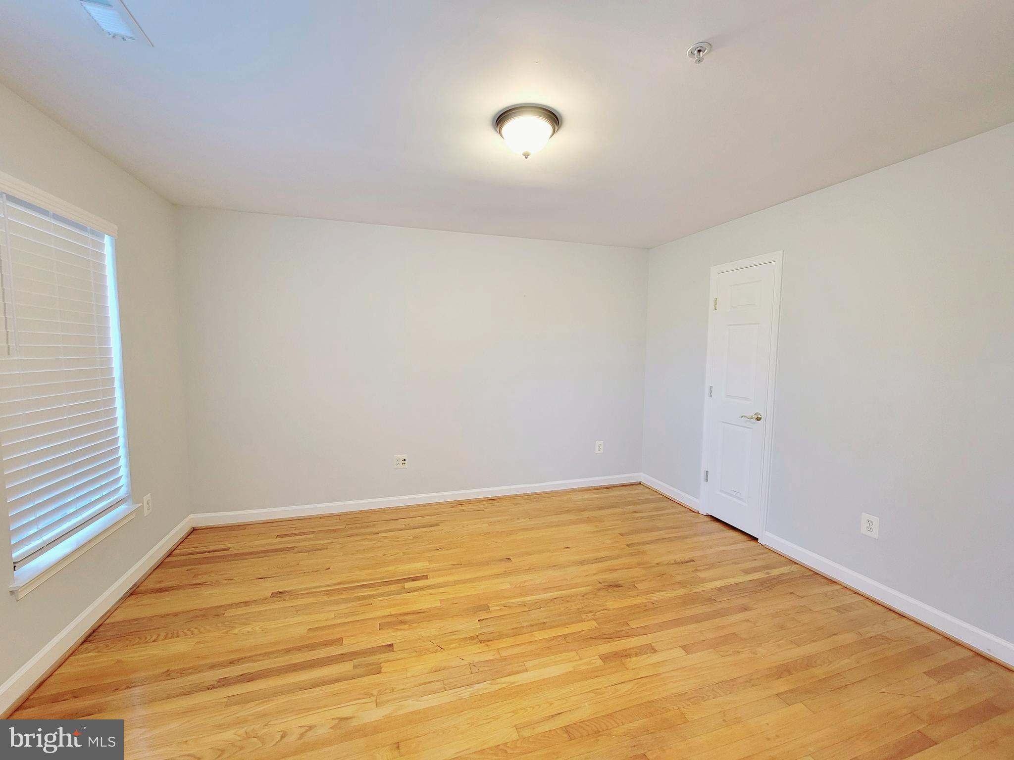 URBANA - Residential Lease