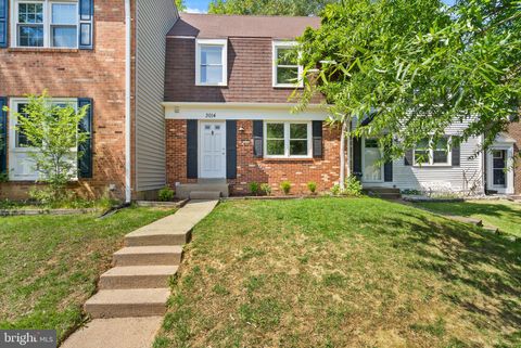 Photo of 3014 Talking Rock Drive, FAIRFAX, VA 22031 (MLS # VAFX2290460)