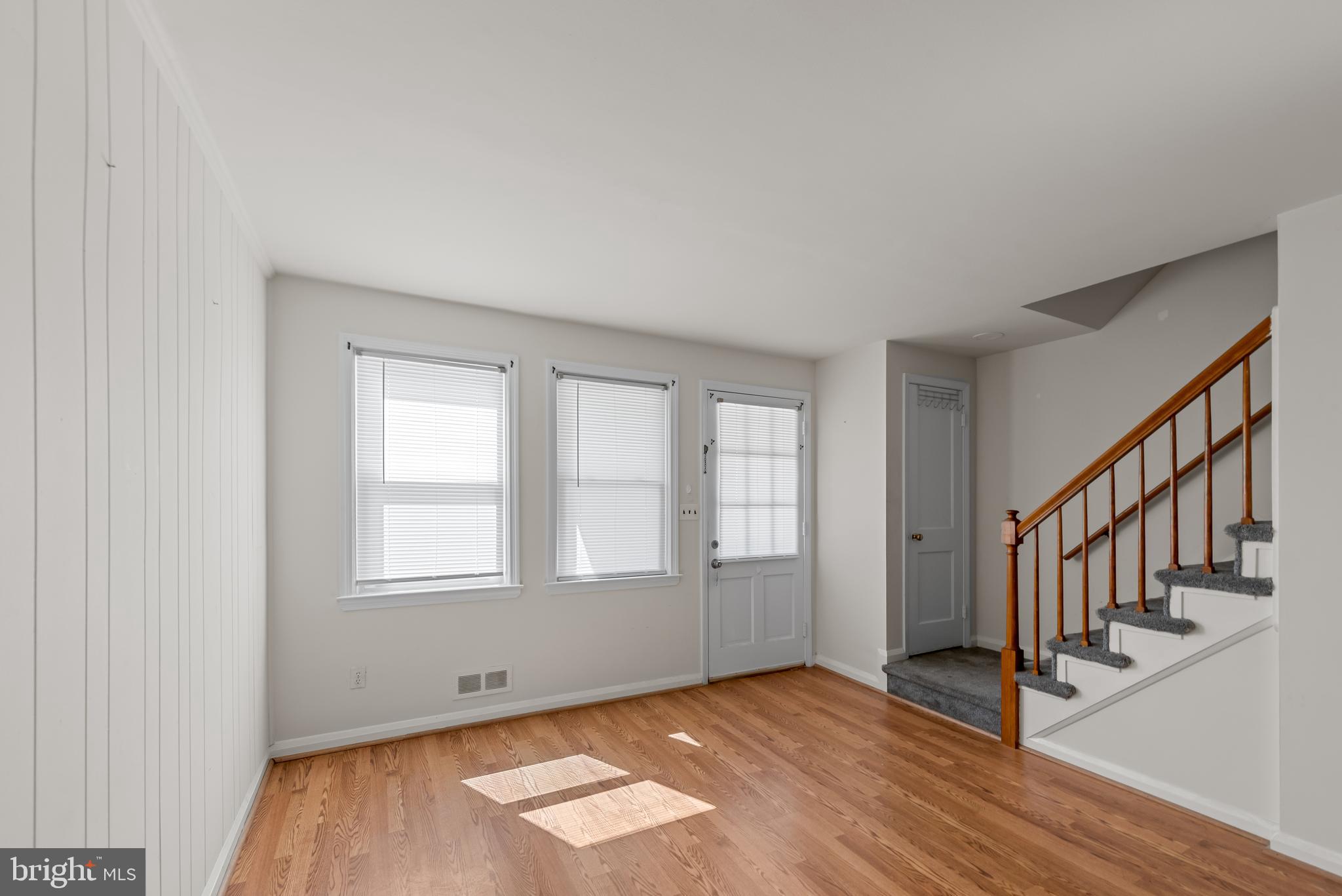 EASTWOOD - Residential Lease