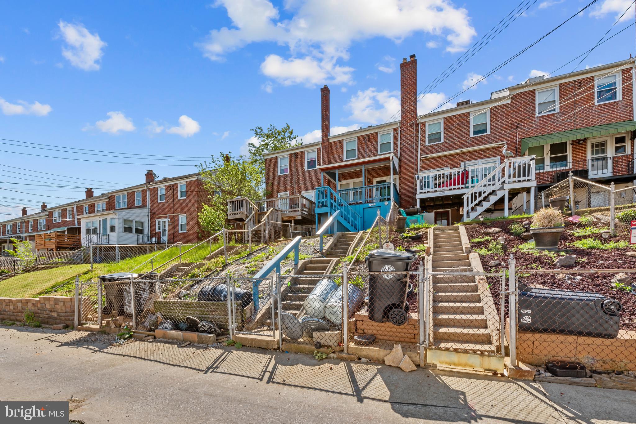 EASTWOOD - Residential Lease